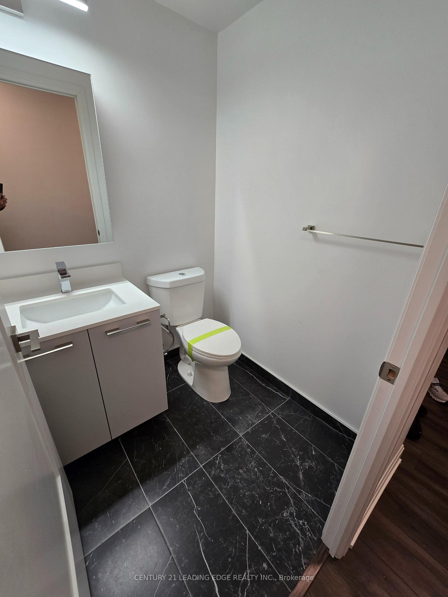 Photo 11 of Unit 1101, 8 Water Walk Drive, Markham, Unionville — HOMEH