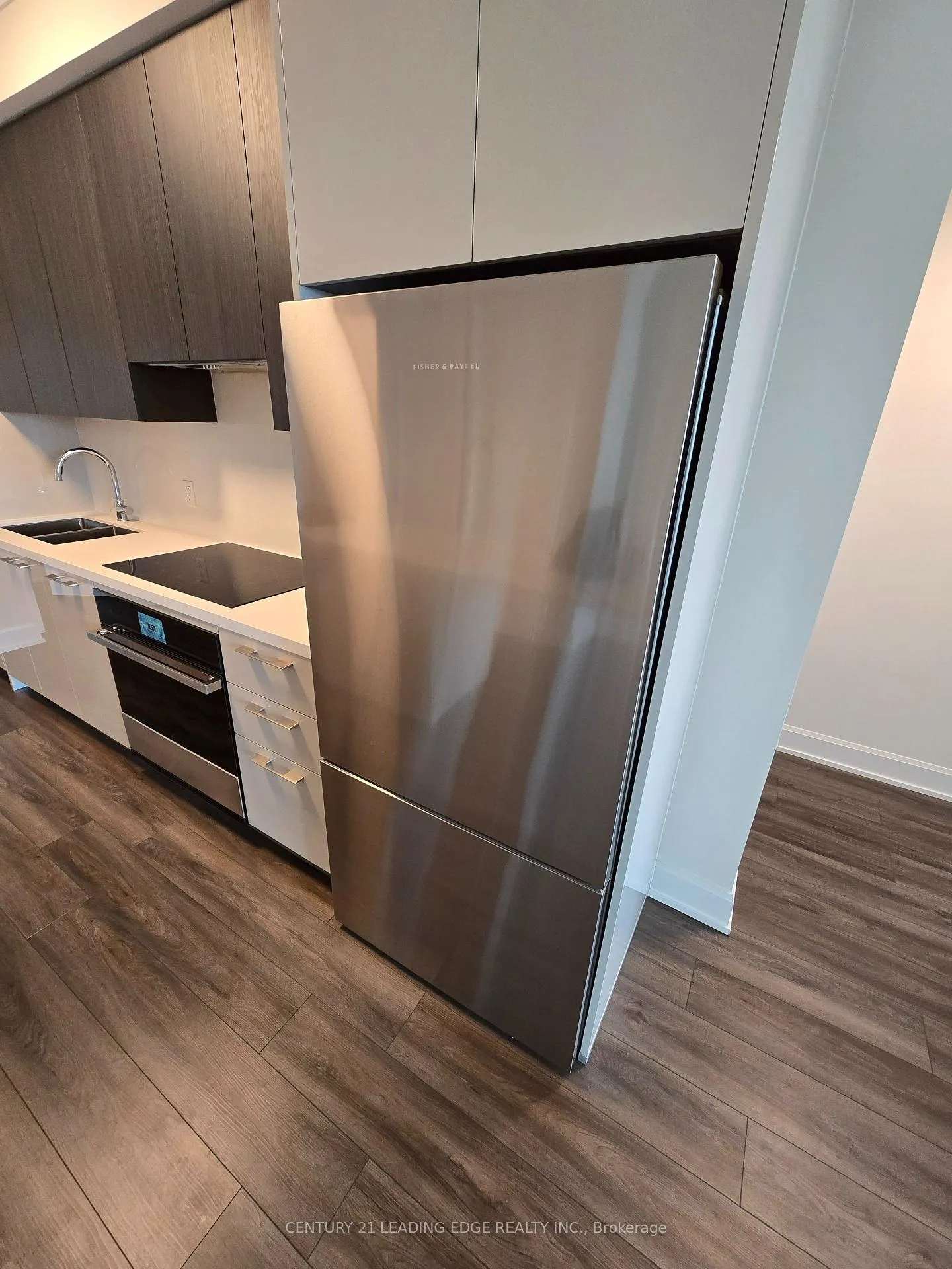 Photo 4 of Unit 1101, 8 Water Walk Drive, Markham, Unionville — HOMEH