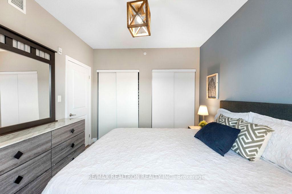 Photo 14 of Unit 603, 300 Essa Road, Barrie, 400 West — HOMEH