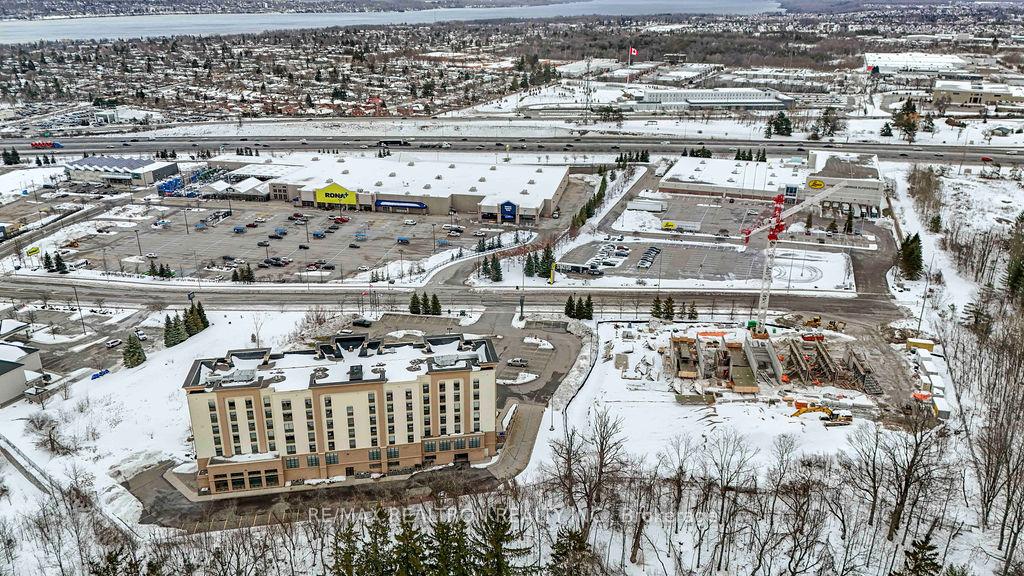 Photo 27 of Unit 603, 300 Essa Road, Barrie, 400 West — HOMEH