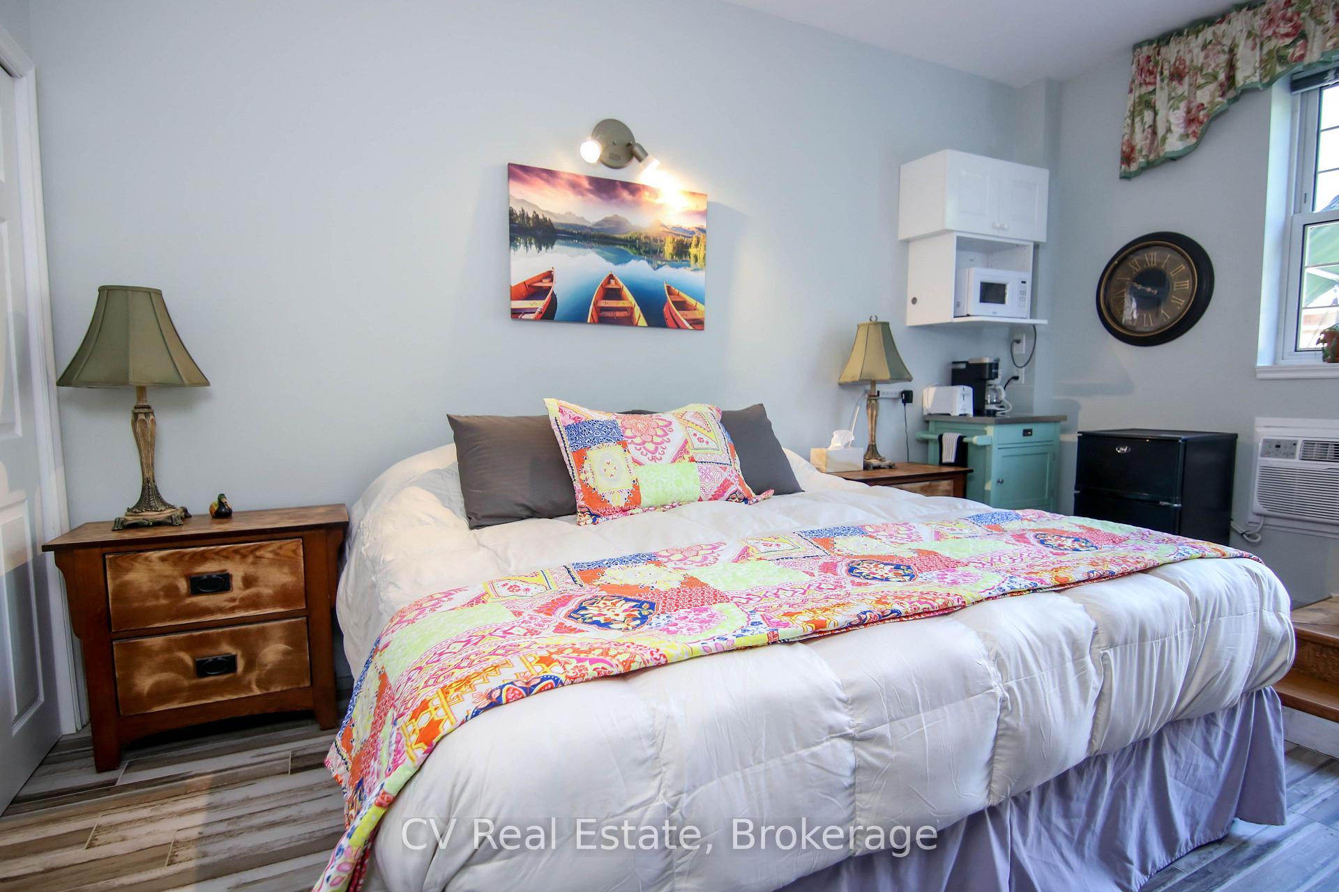 Photo 6 of Unit 155, 2 Mahaffy Court, Bracebridge — HOMEH