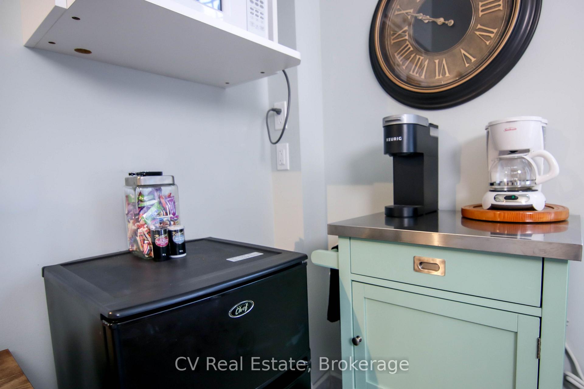 Photo 8 of Unit 155, 2 Mahaffy Court, Bracebridge — HOMEH