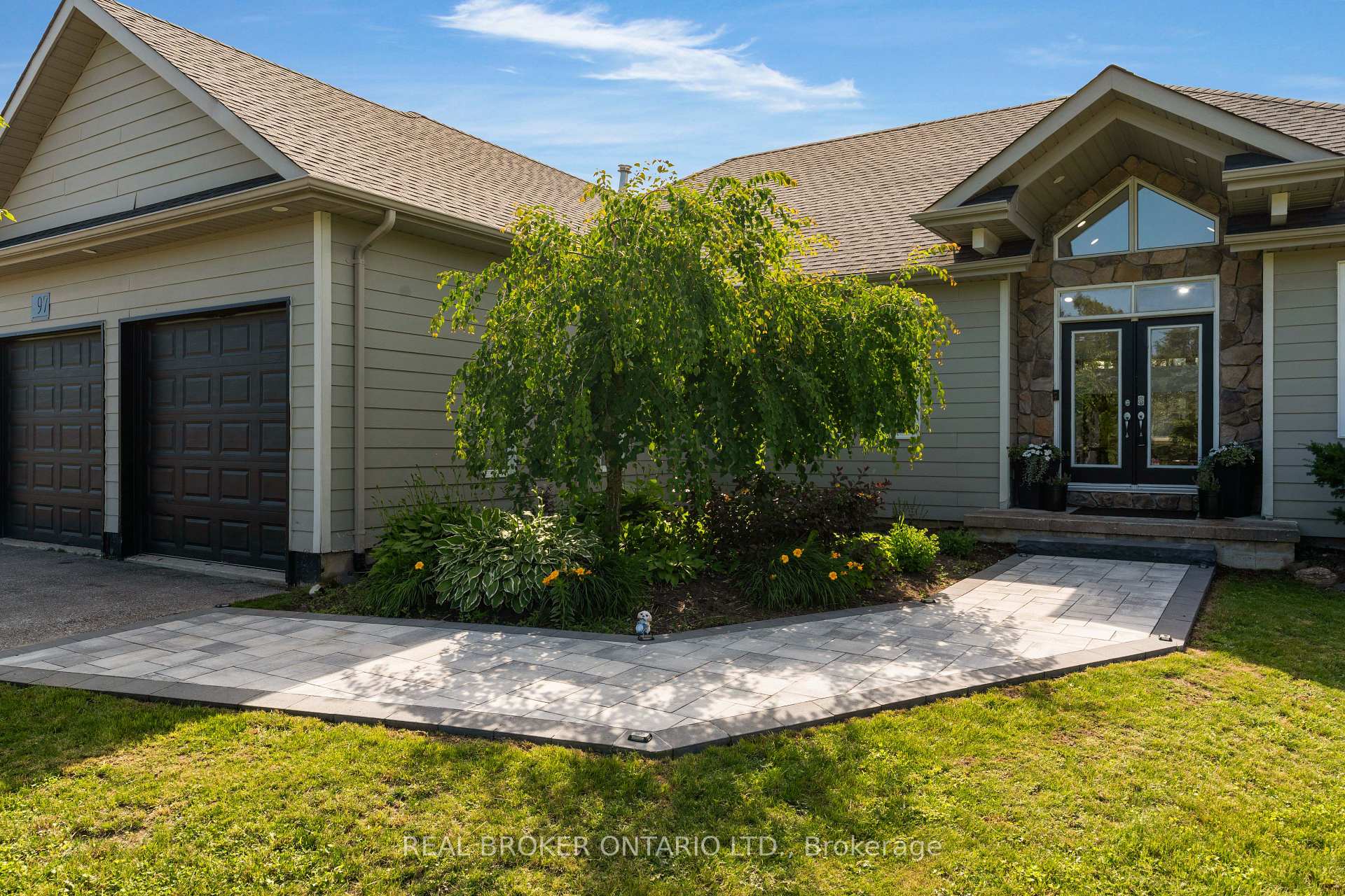 Photo 4 of 97 Highland Drive, Oro-Medonte, Horseshoe Valley — HOMEH