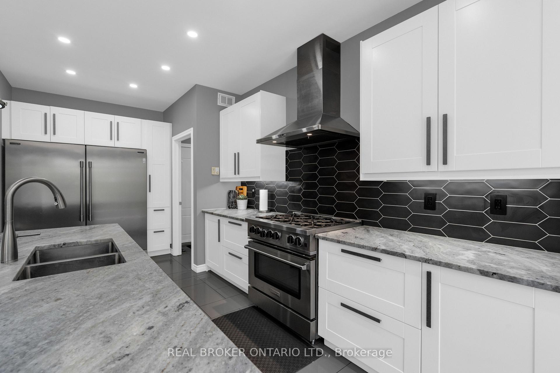 Photo 14 of 97 Highland Drive, Oro-Medonte, Horseshoe Valley — HOMEH