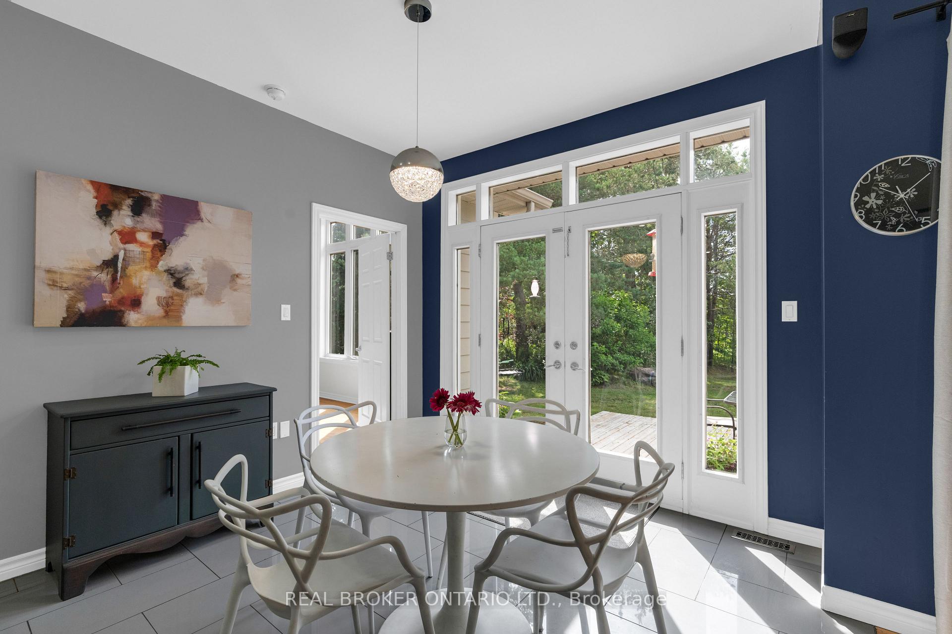 Photo 16 of 97 Highland Drive, Oro-Medonte, Horseshoe Valley — HOMEH
