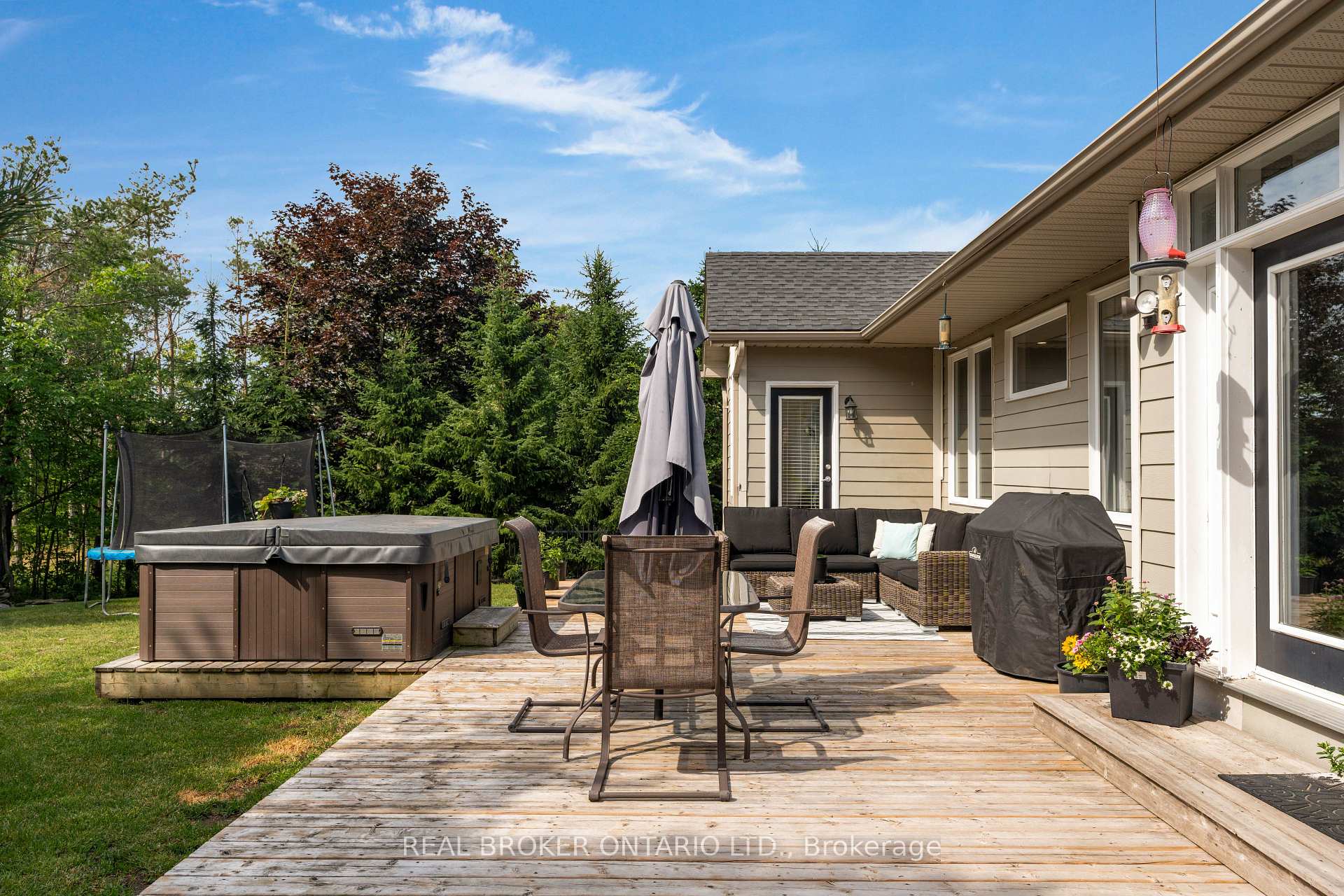 Photo 18 of 97 Highland Drive, Oro-Medonte, Horseshoe Valley — HOMEH