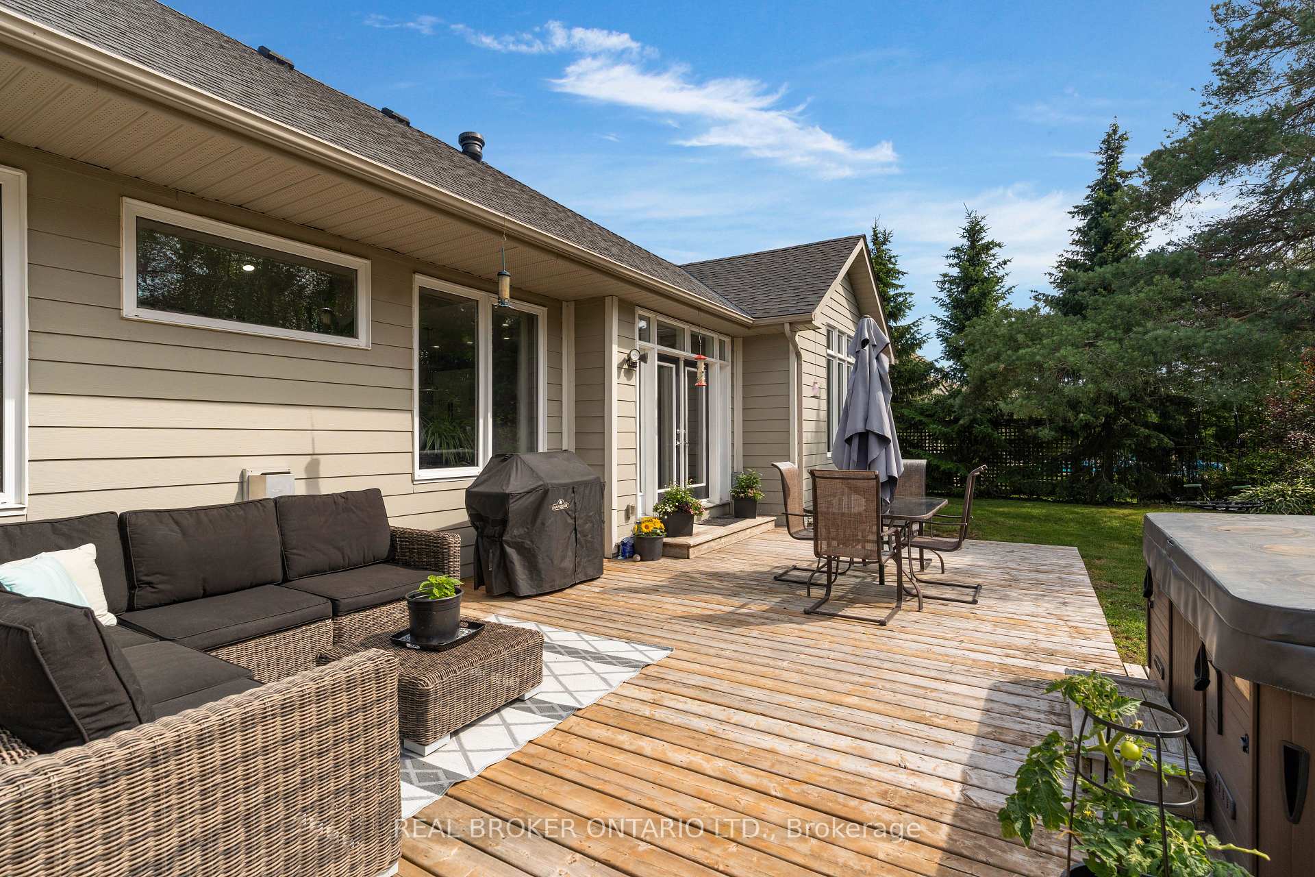 Photo 19 of 97 Highland Drive, Oro-Medonte, Horseshoe Valley — HOMEH