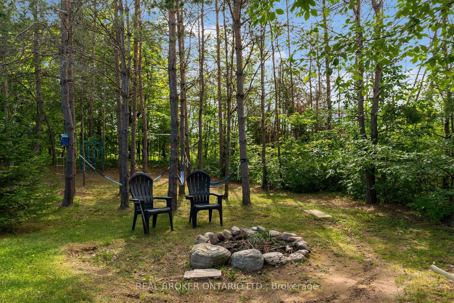 Photo 21 of 97 Highland Drive, Oro-Medonte, Horseshoe Valley — HOMEH