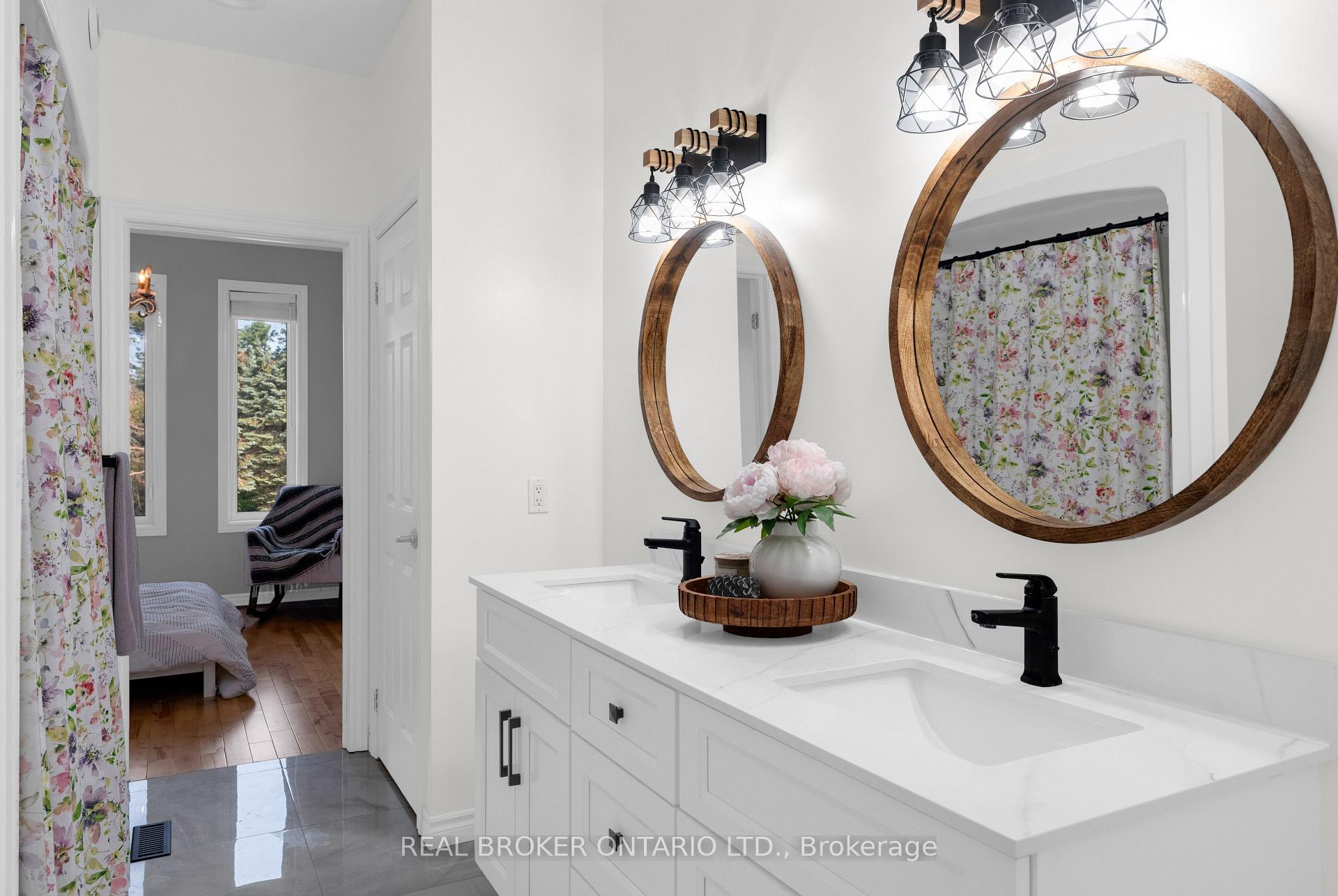 Photo 38 of 97 Highland Drive, Oro-Medonte, Horseshoe Valley — HOMEH