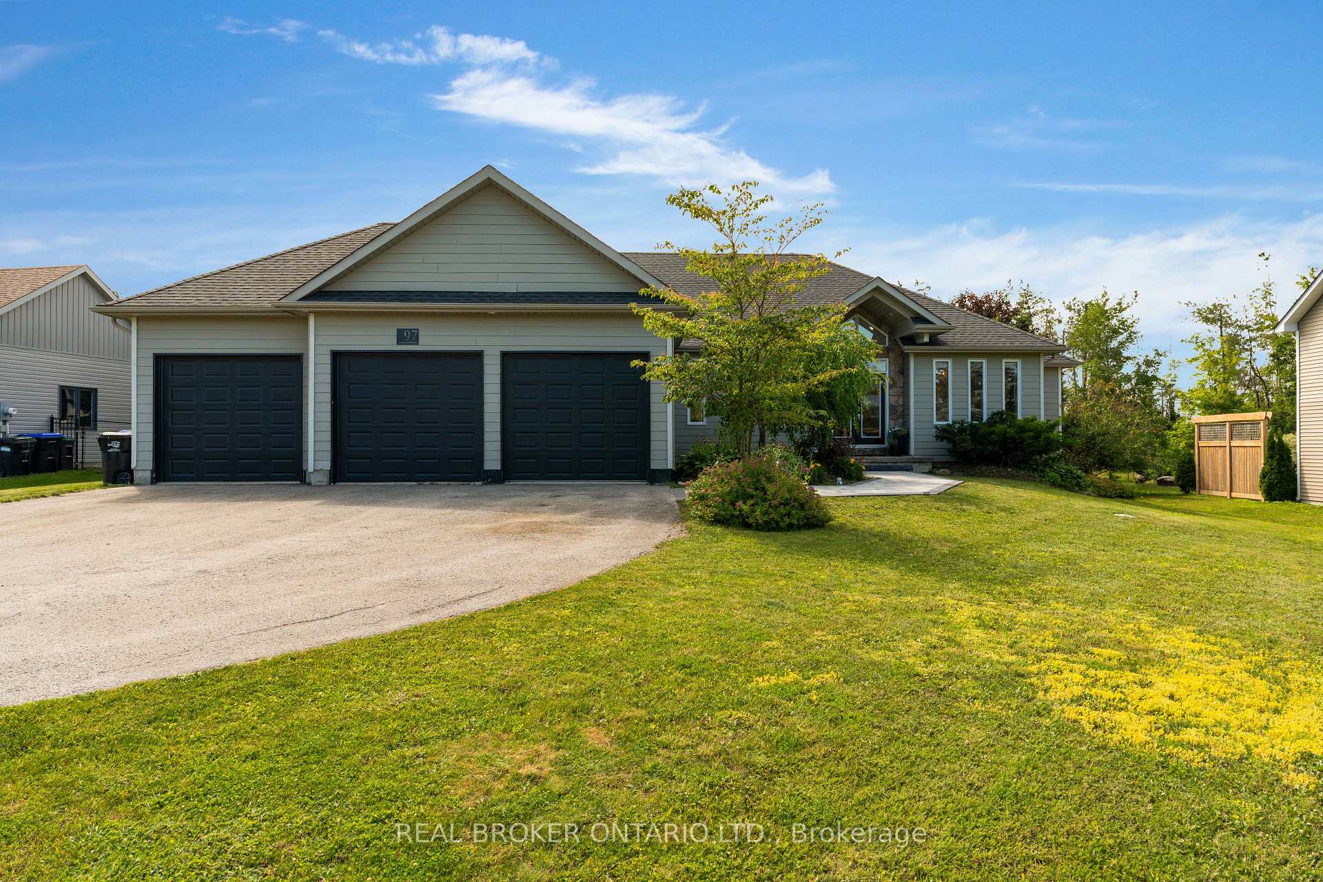 Photo 48 of 97 Highland Drive, Oro-Medonte, Horseshoe Valley — HOMEH