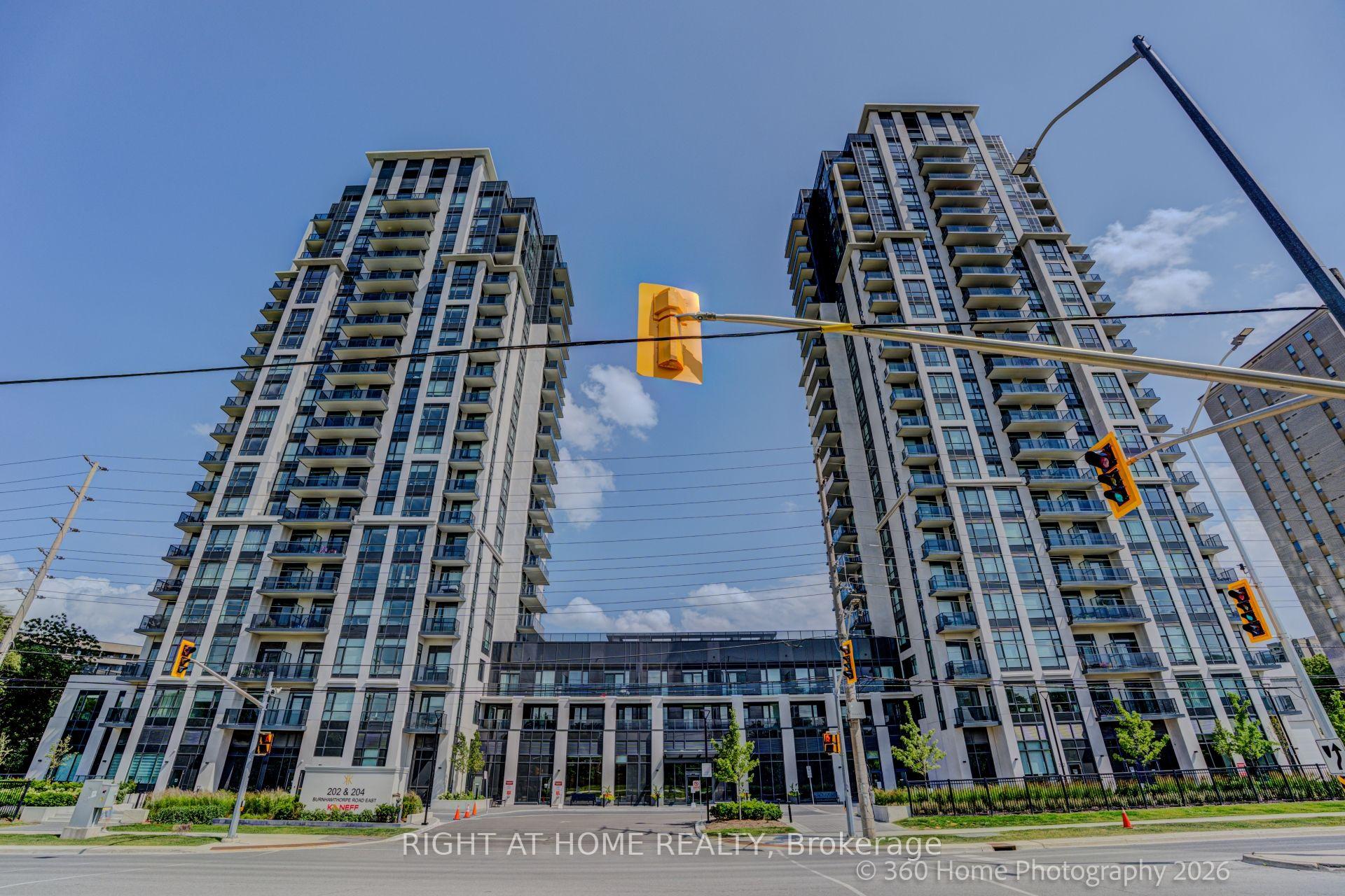 Photo 4 of Unit 505, 202 Burnhamthorpe Road E, Mississauga, Mississauga Valleys — HOMEH
