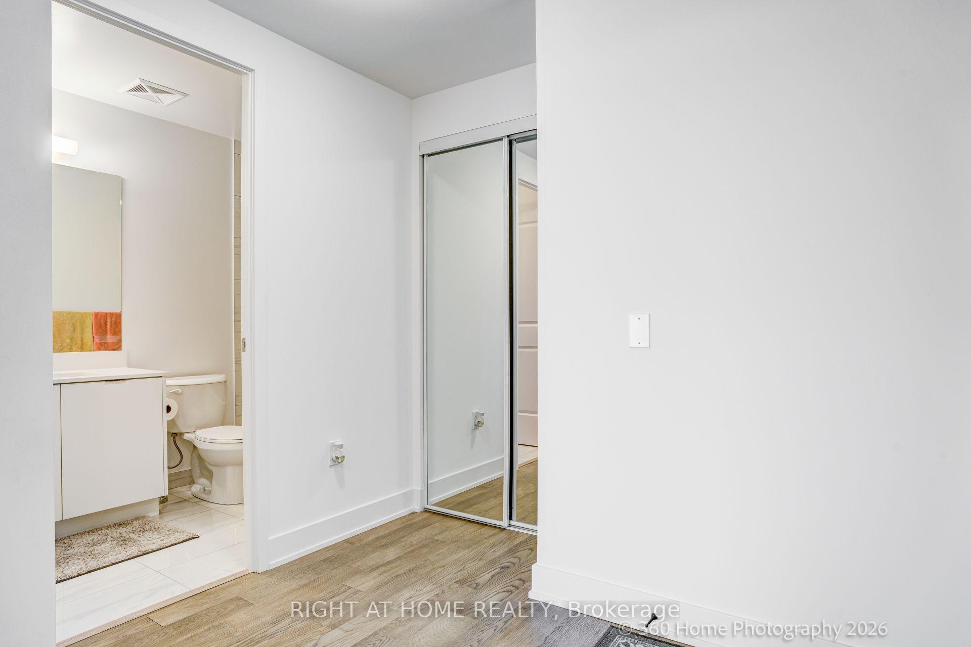 Photo 6 of Unit 505, 202 Burnhamthorpe Road E, Mississauga, Mississauga Valleys — HOMEH