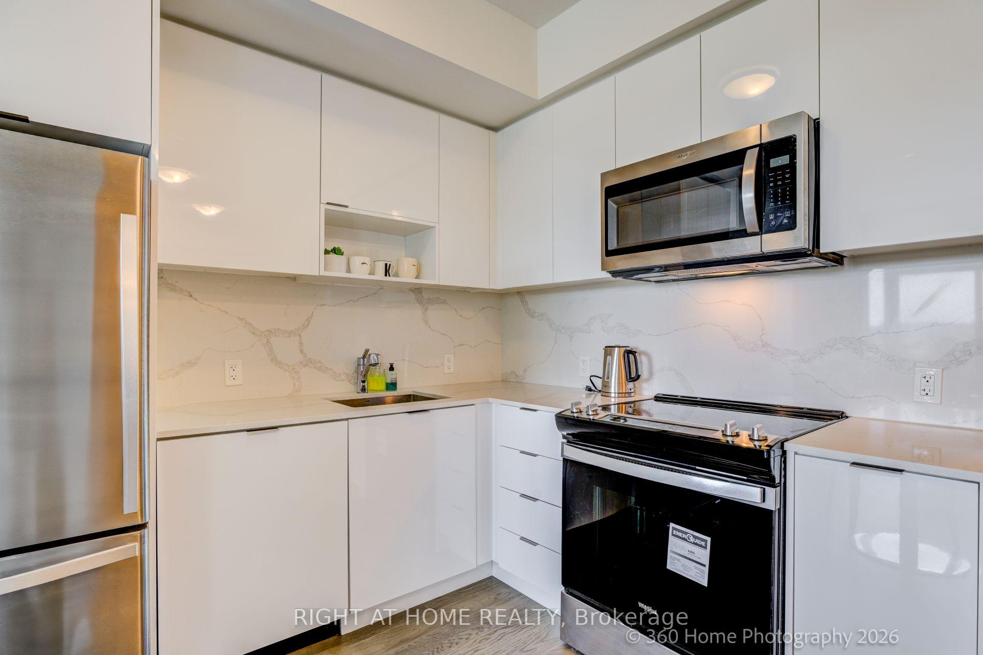 Photo 10 of Unit 505, 202 Burnhamthorpe Road E, Mississauga, Mississauga Valleys — HOMEH