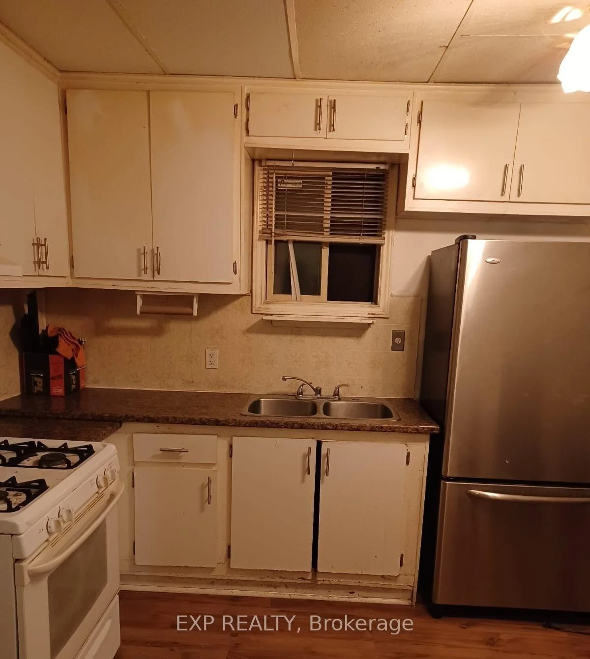 Photo 11 of 12 Mayflower Avenue, Hamilton, Crown Point — HOMEH