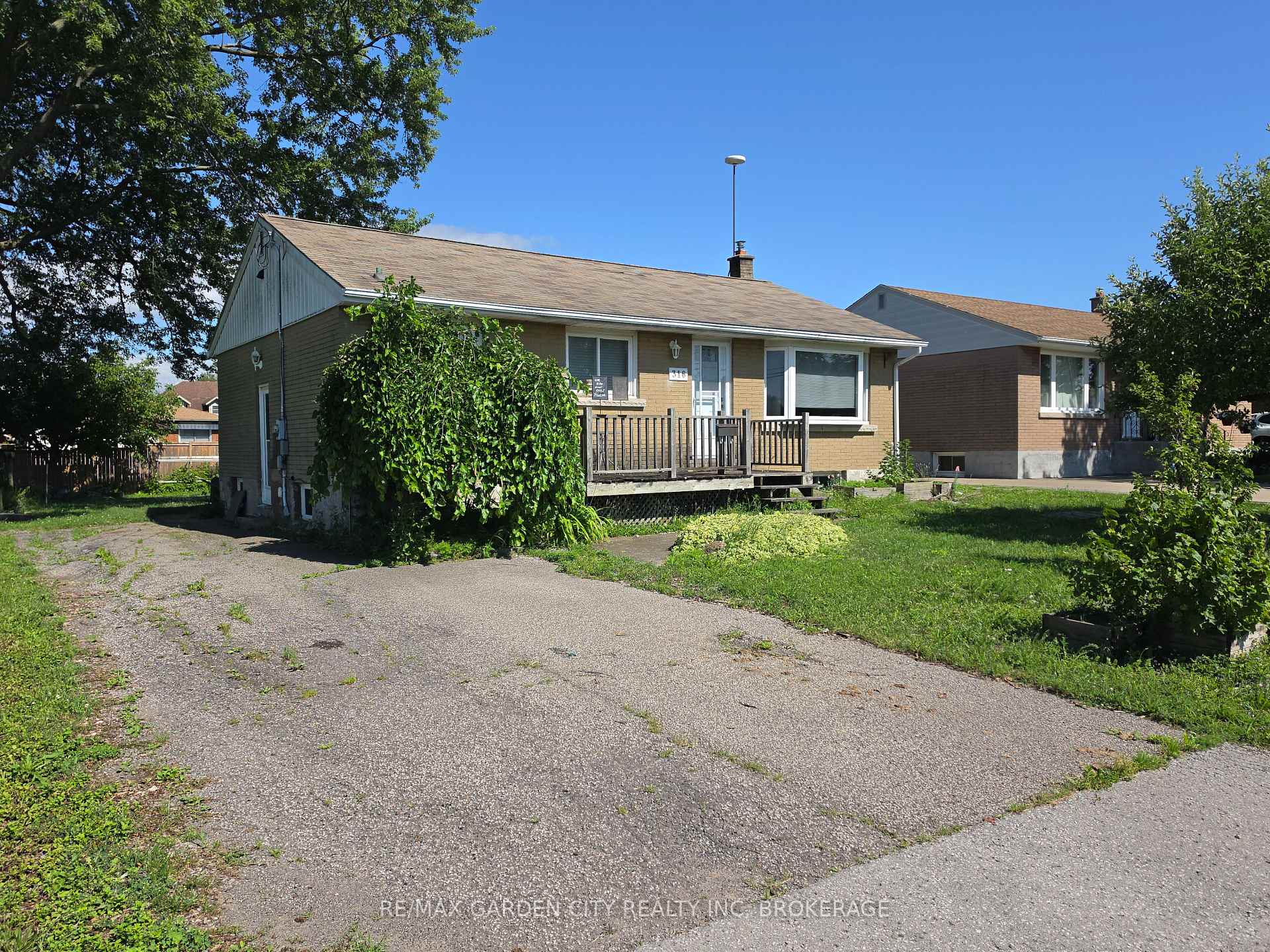 Photo 1 of 316 Davis Street, Thorold, Allanburg/Thorold South — HOMEH