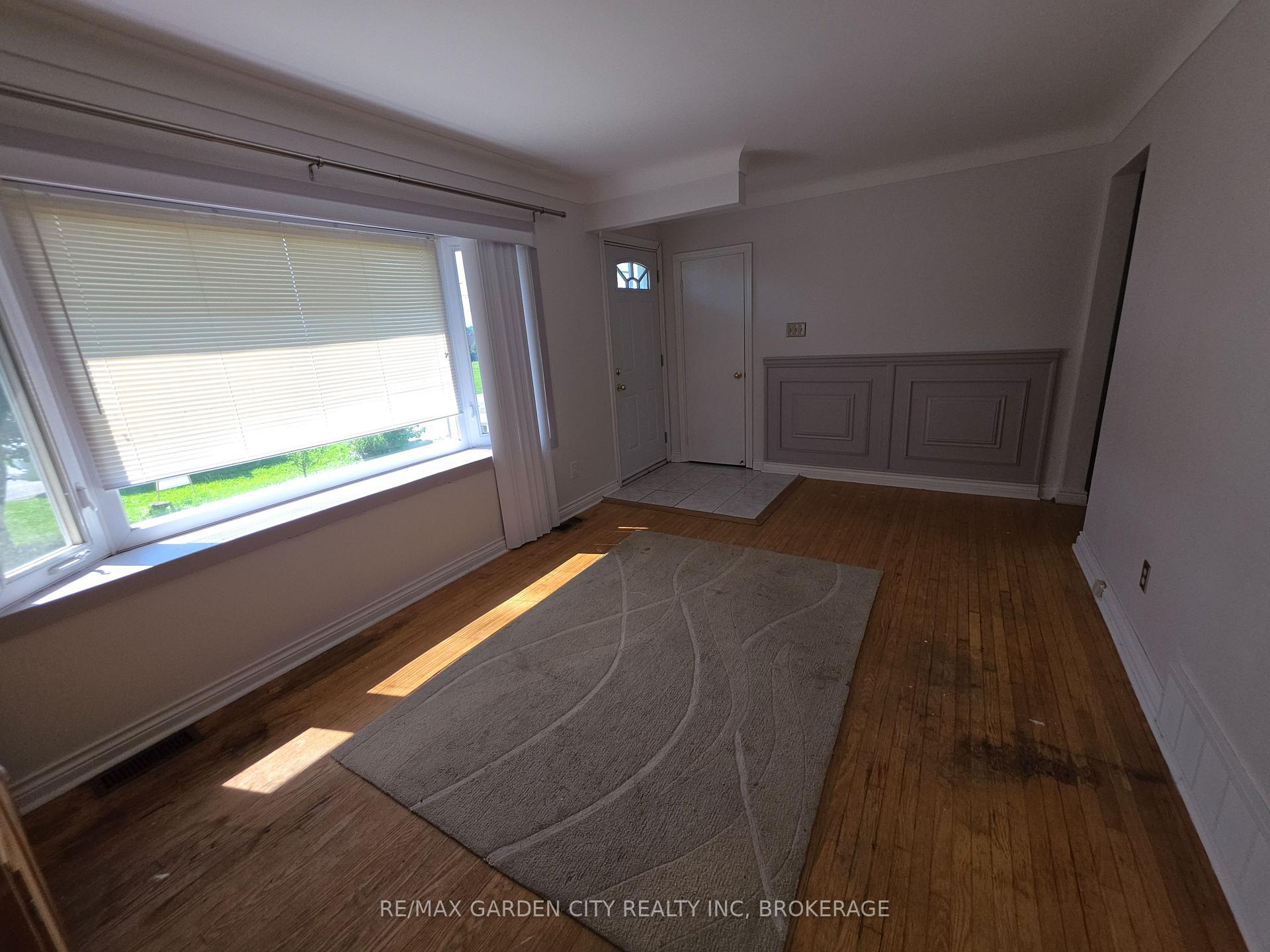 Photo 6 of 316 Davis Street, Thorold, Allanburg/Thorold South — HOMEH