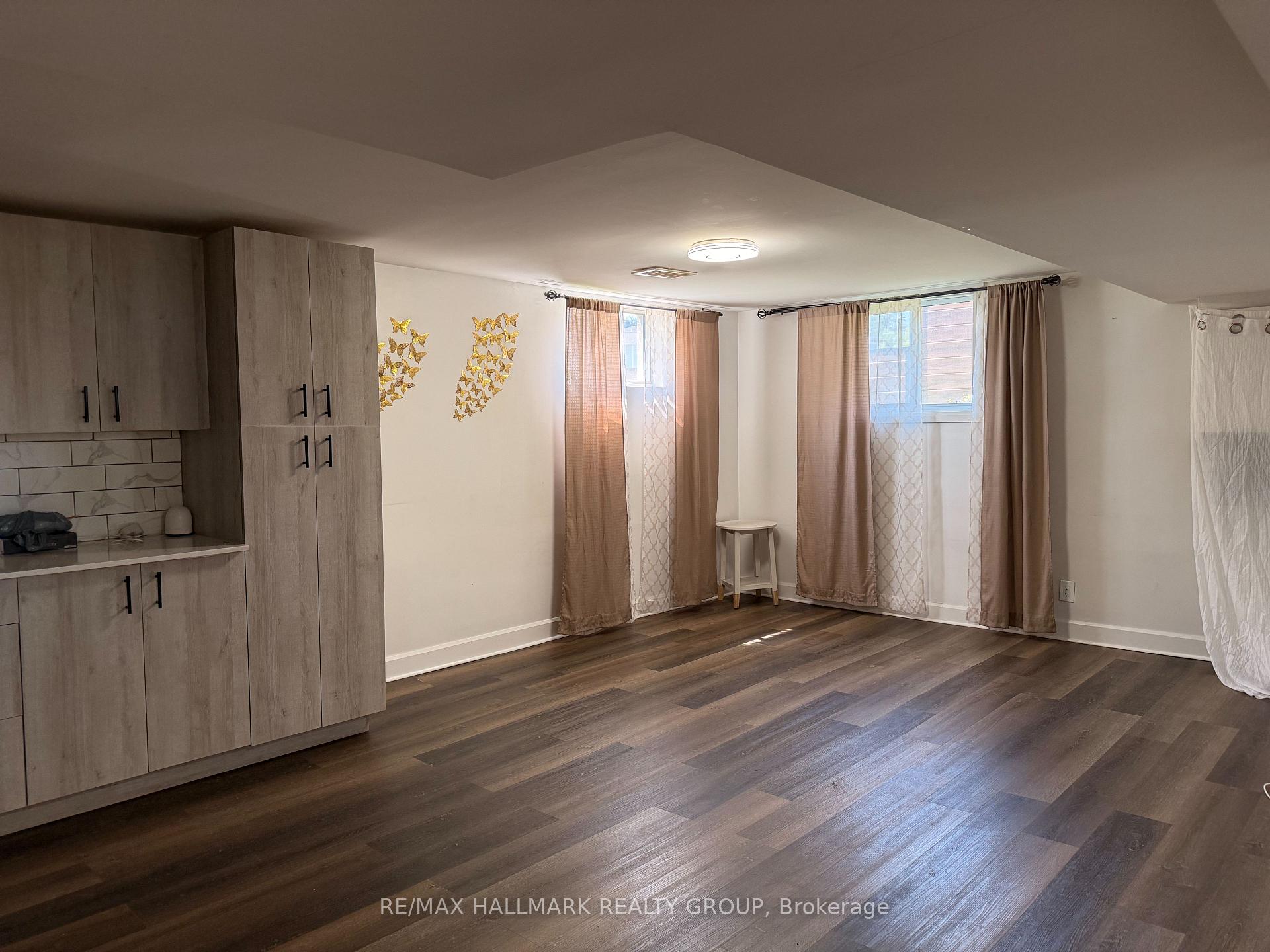 Photo 5 of 3755 Albion Road, Ottawa, Sawmill Creek/Timbermill — HOMEH
