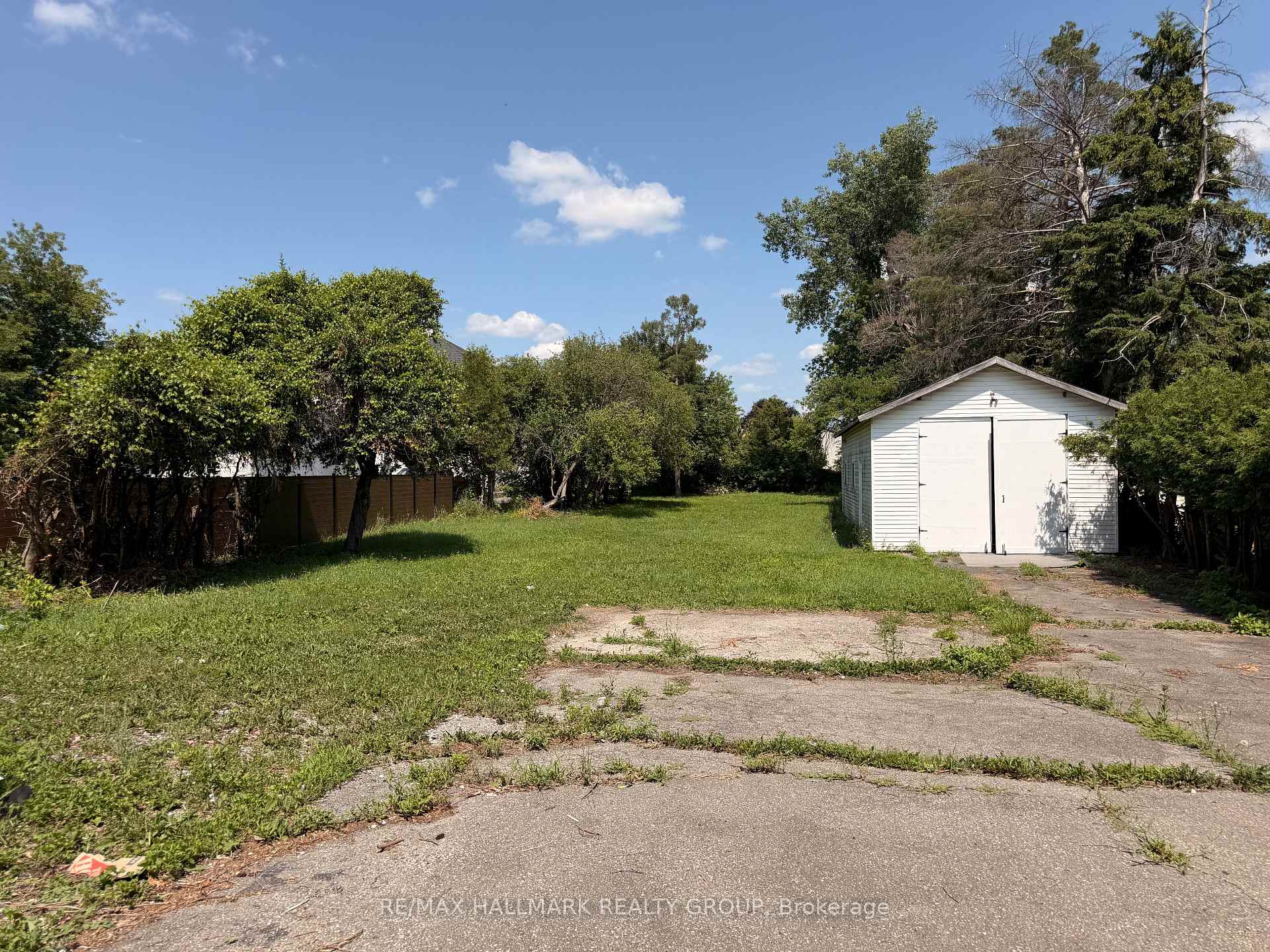 Photo 15 of 3755 Albion Road, Ottawa, Sawmill Creek/Timbermill — HOMEH