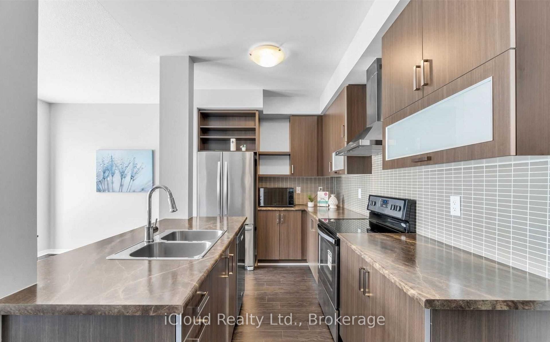 Photo 4 of 23 Edsel Road, Brampton, Northwest Brampton — HOMEH