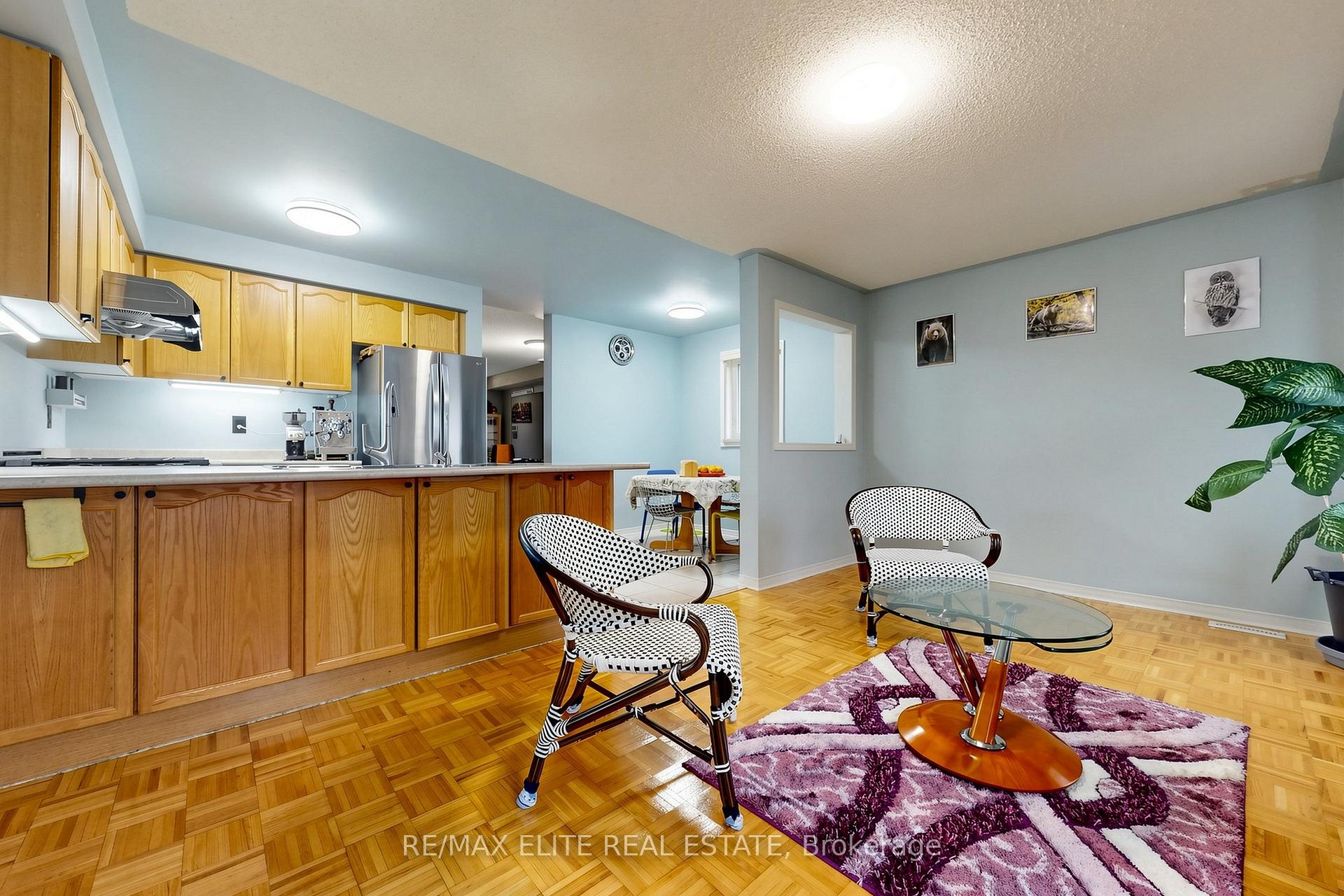 Photo 15 of 54 National Pine Drive, Vaughan, Vellore Village — HOMEH