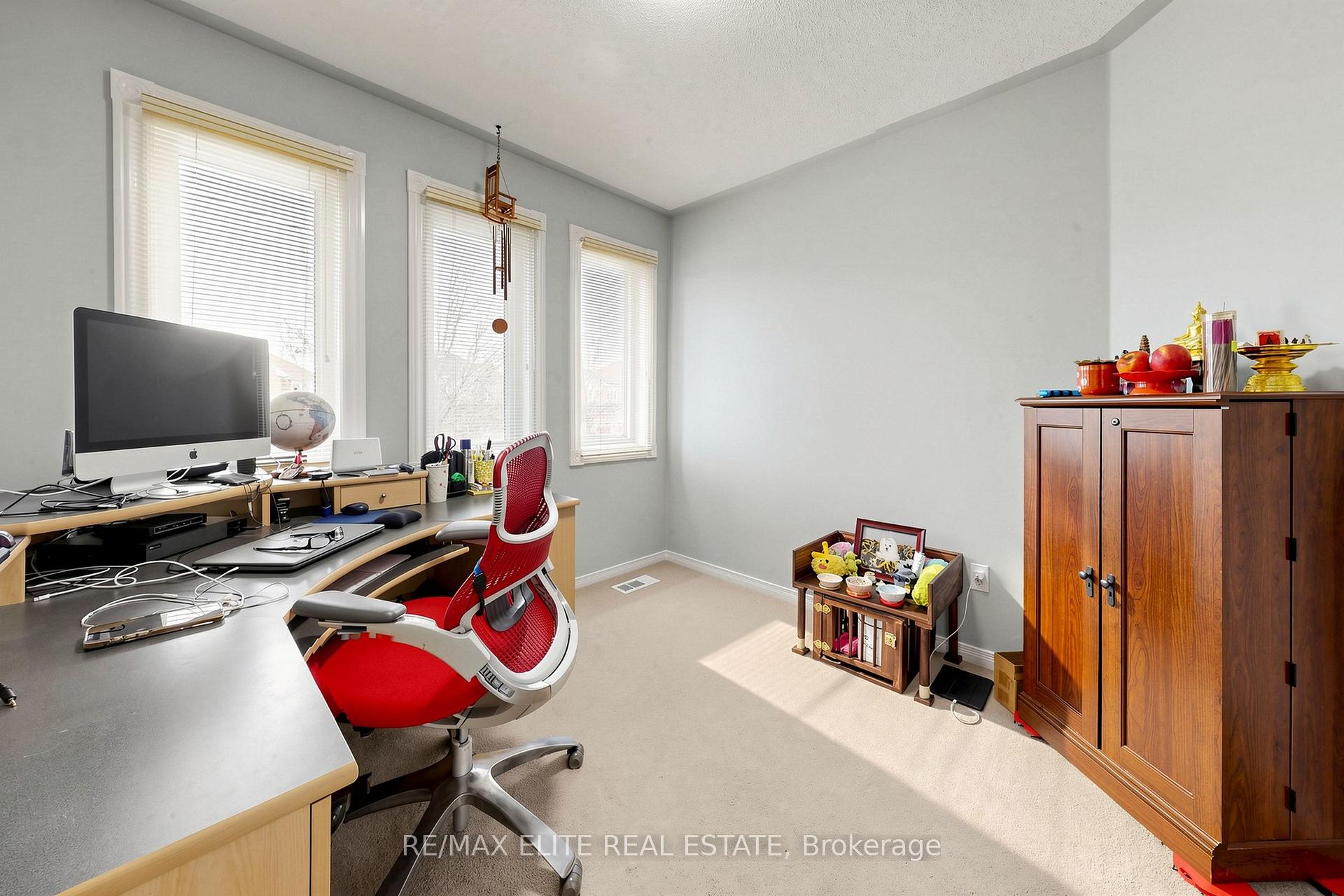 Photo 25 of 54 National Pine Drive, Vaughan, Vellore Village — HOMEH