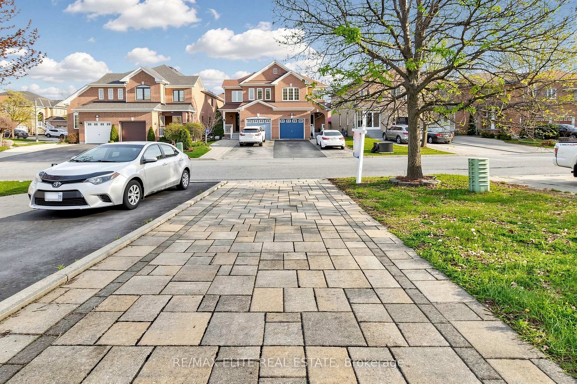 Photo 33 of 54 National Pine Drive, Vaughan, Vellore Village — HOMEH