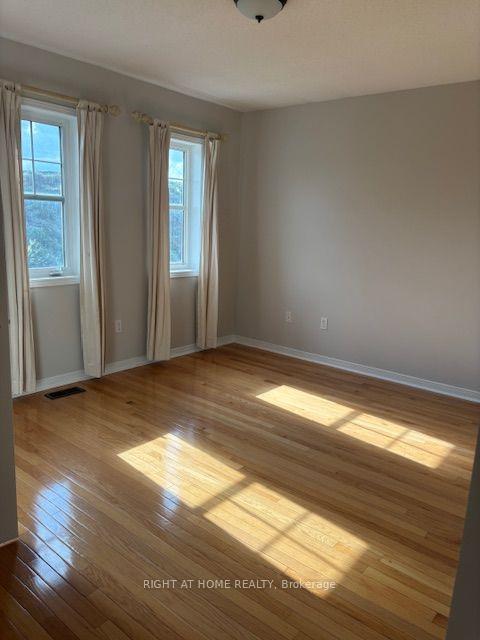 Photo 13 of 69 Crystal Glen Crescent, Brampton, Credit Valley — HOMEH