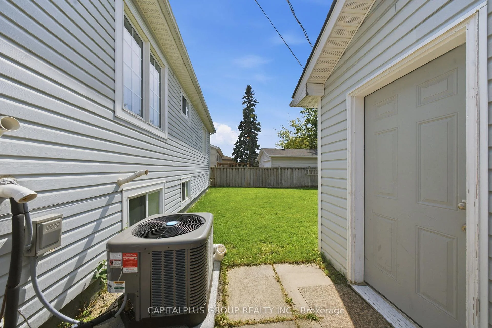 Photo 14 of Unit Lower, 712 Hewson Drive, Pickering, Bay Ridges — HOMEH