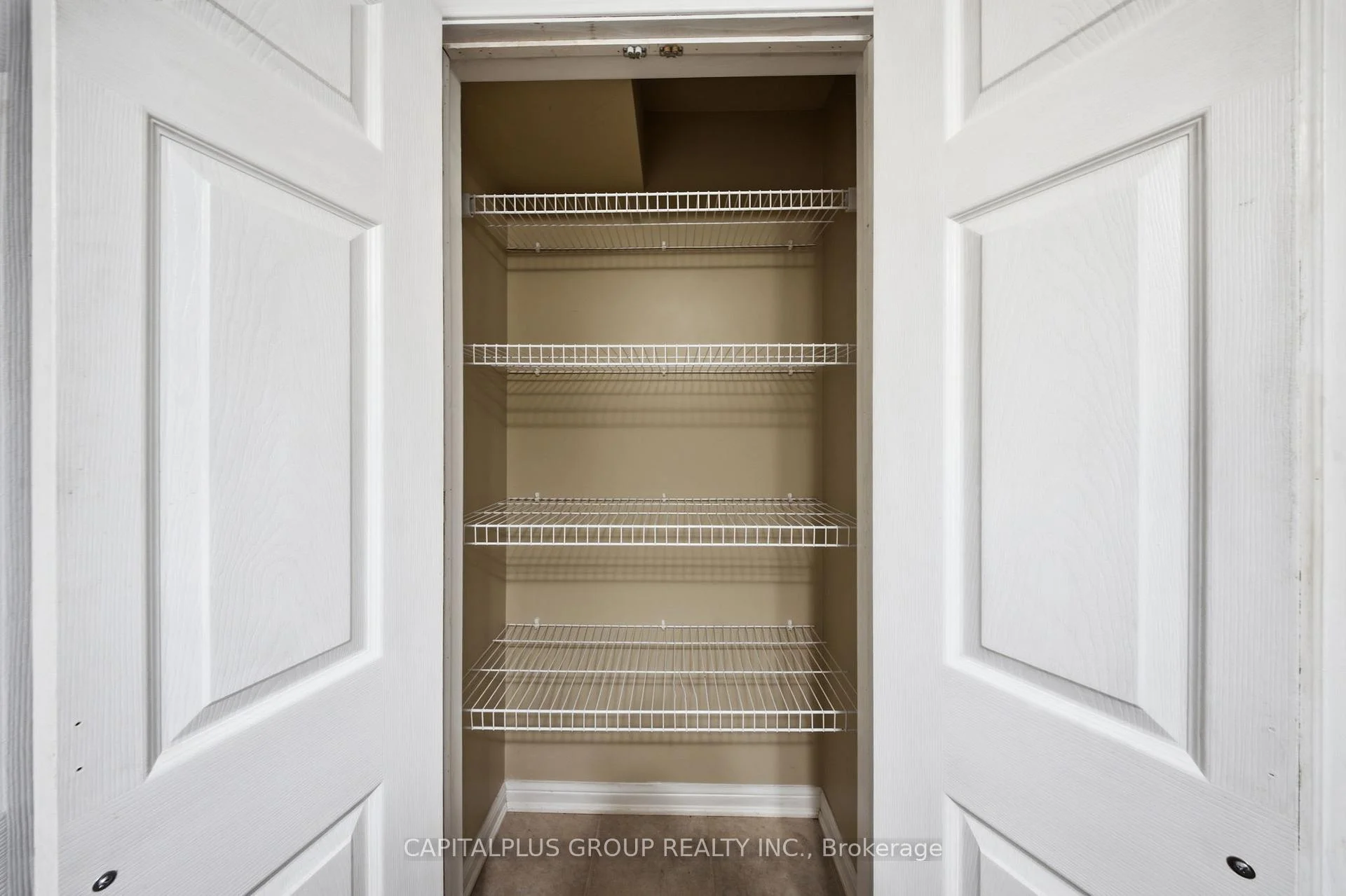 Photo 39 of Unit Lower, 712 Hewson Drive, Pickering, Bay Ridges — HOMEH