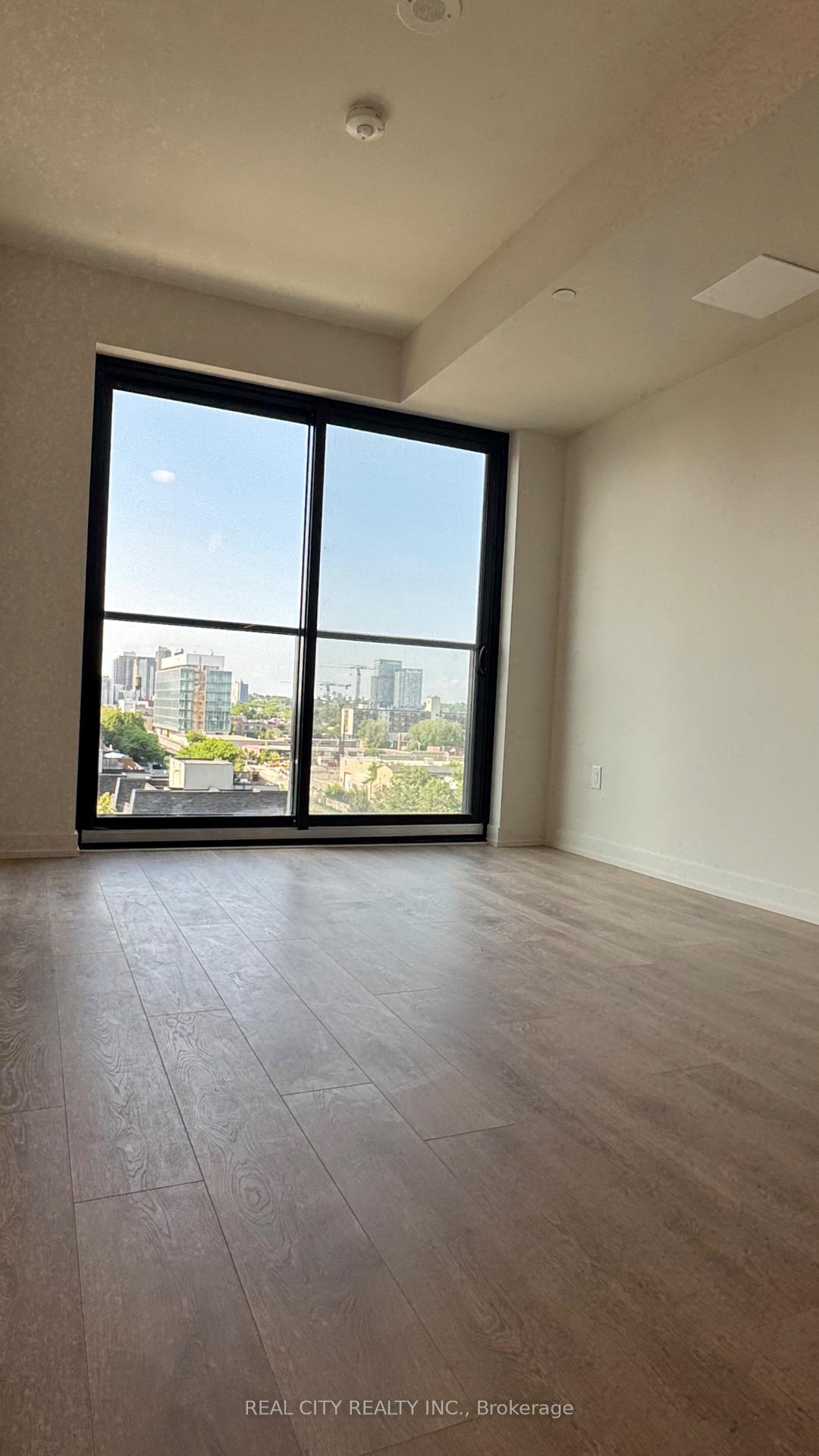 Photo 14 of Unit 701, 181 Sterling Road, Toronto, Dufferin Grove — HOMEH