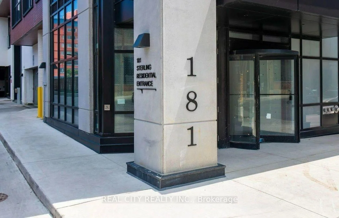 Photo 3 of Unit 701, 181 Sterling Road, Toronto, Dufferin Grove — HOMEH