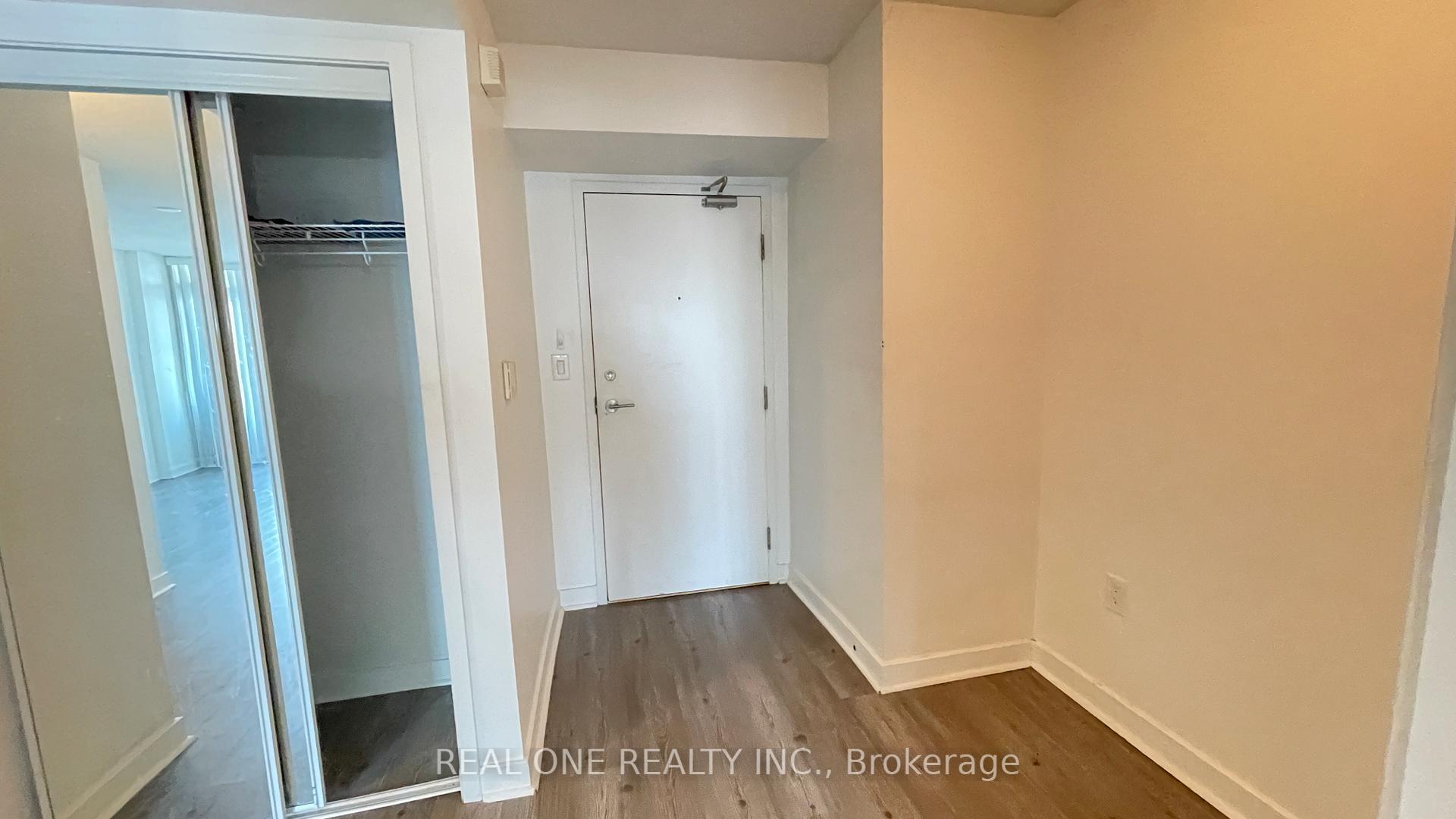Photo 3 of Unit 2816, 25 Telegram Mews, Toronto, Waterfront Communities — HOMEH