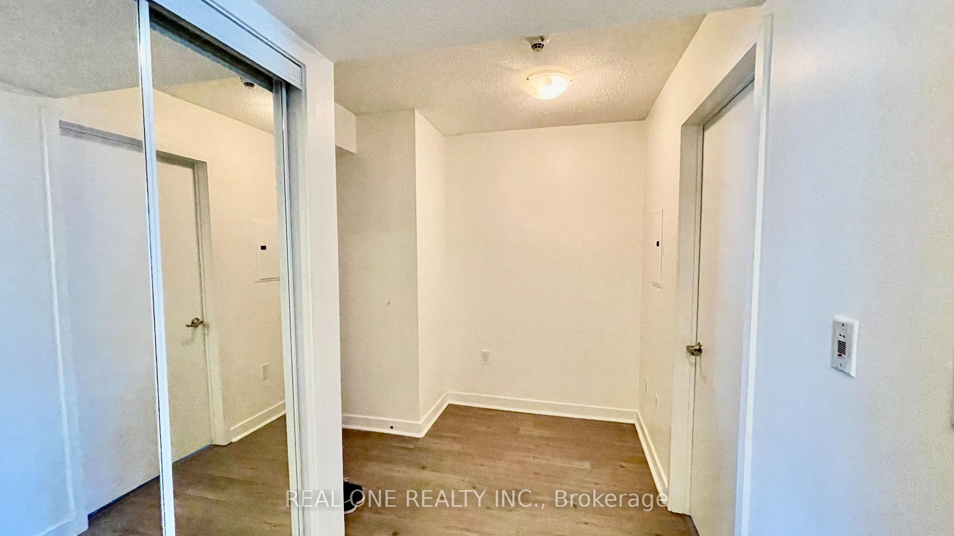 Photo 4 of Unit 2816, 25 Telegram Mews, Toronto, Waterfront Communities — HOMEH