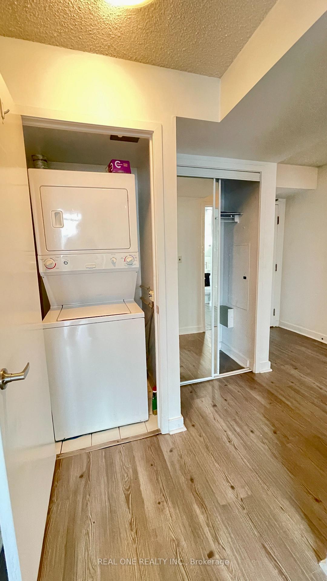 Photo 13 of Unit 2816, 25 Telegram Mews, Toronto, Waterfront Communities — HOMEH