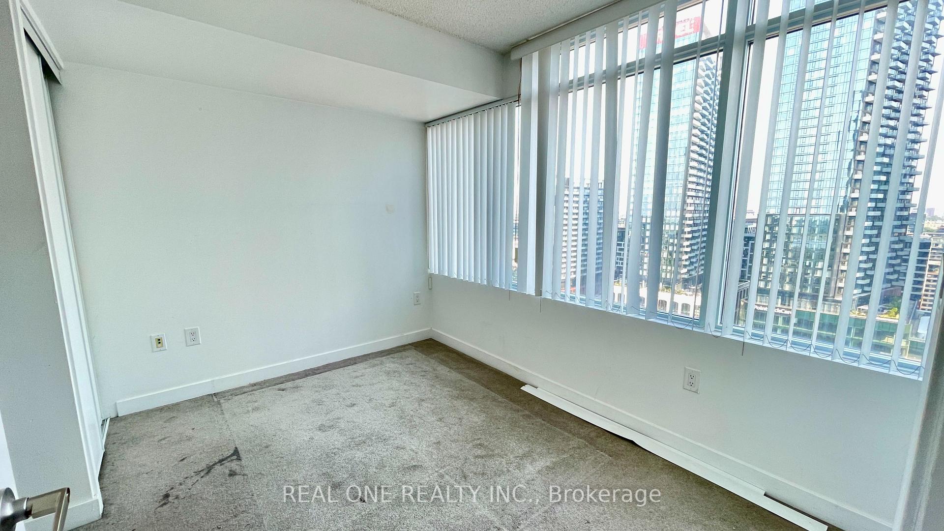 Photo 14 of Unit 2816, 25 Telegram Mews, Toronto, Waterfront Communities — HOMEH