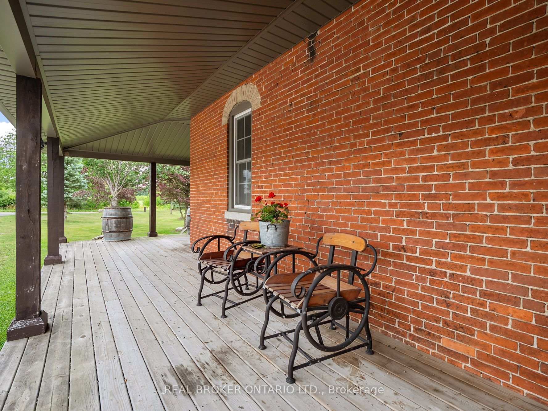 Photo 4 of 118 River Road, Pelham, Fenwick — HOMEH