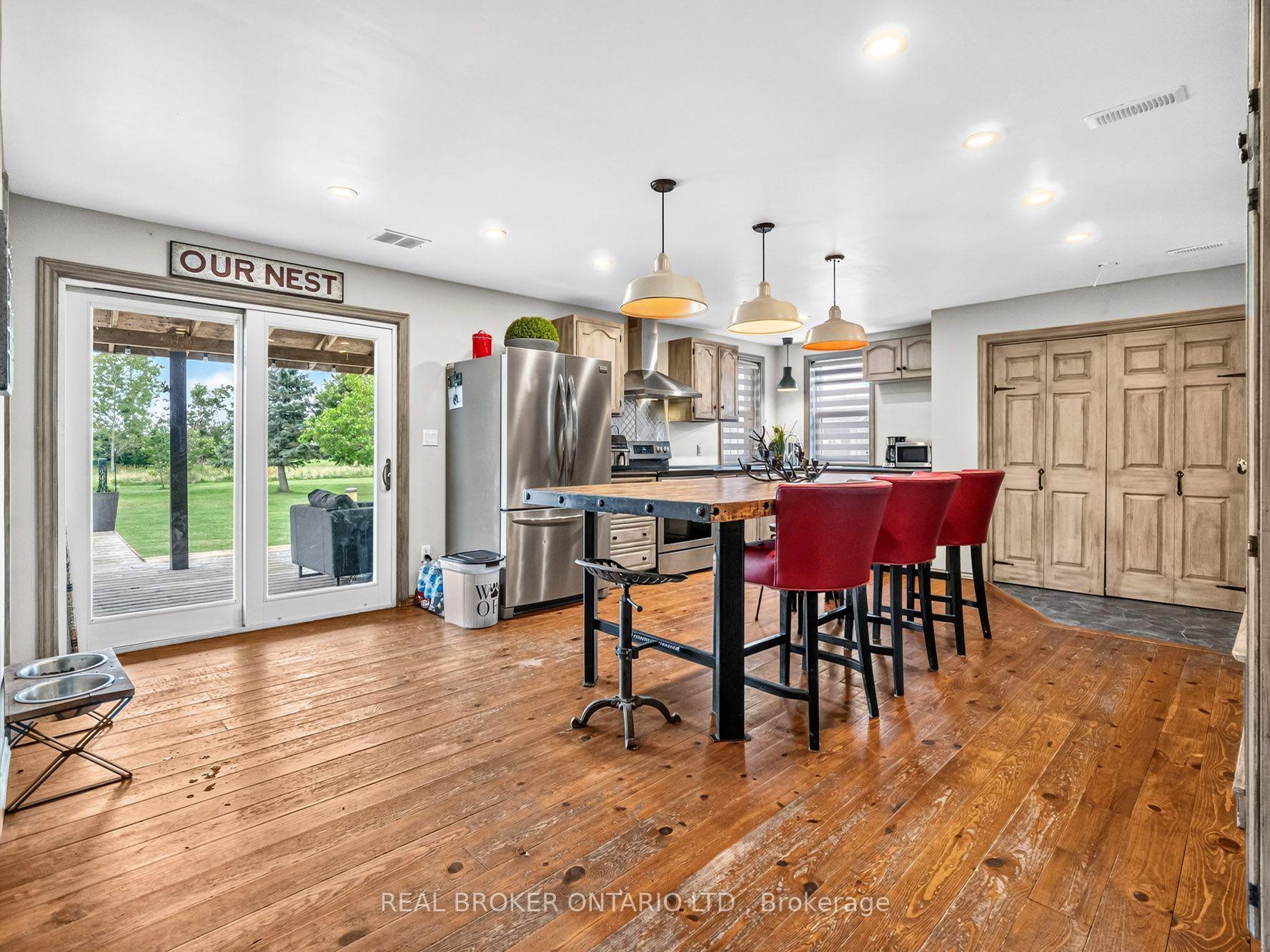Photo 8 of 118 River Road, Pelham, Fenwick — HOMEH