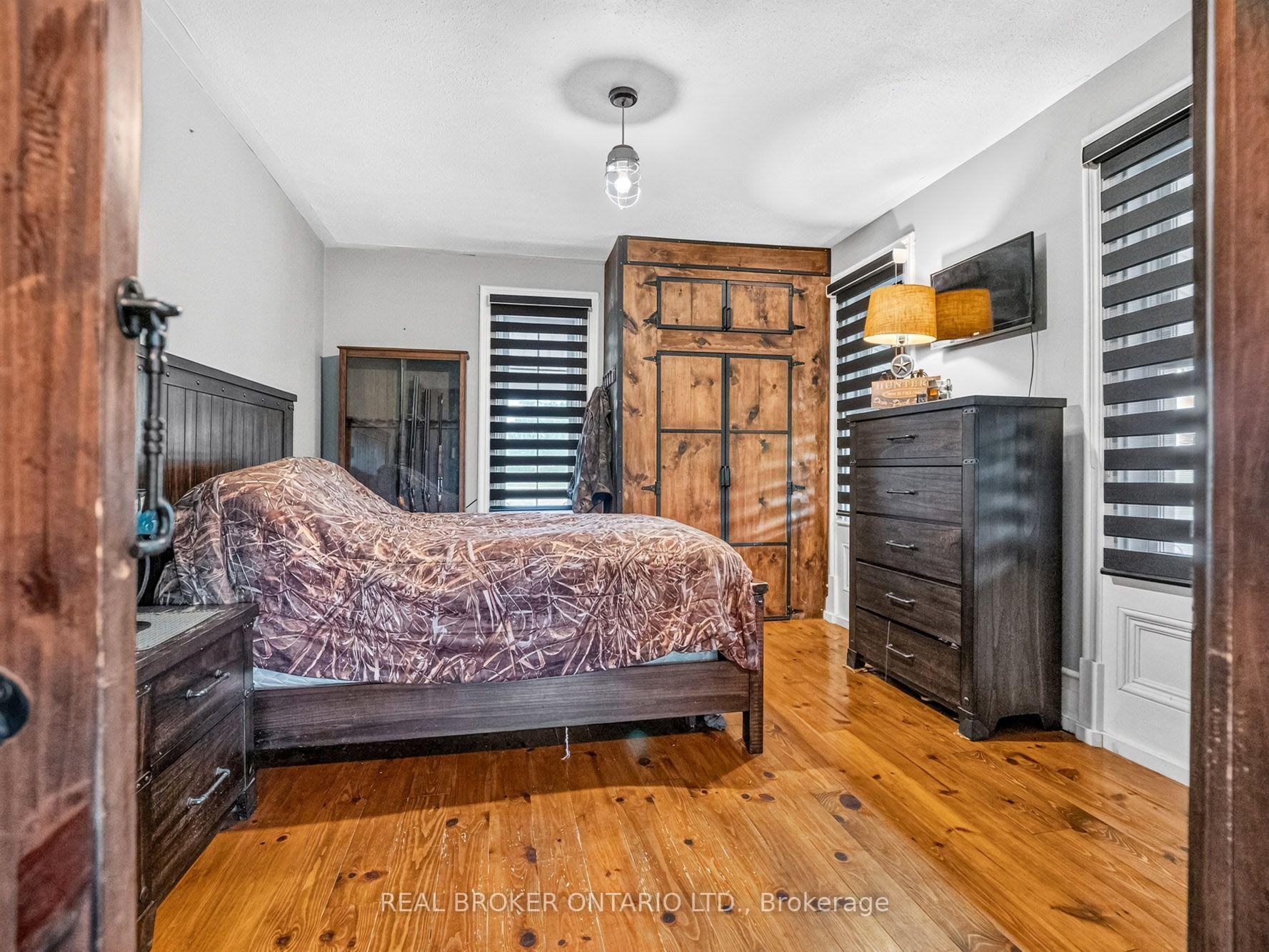 Photo 19 of 118 River Road, Pelham, Fenwick — HOMEH