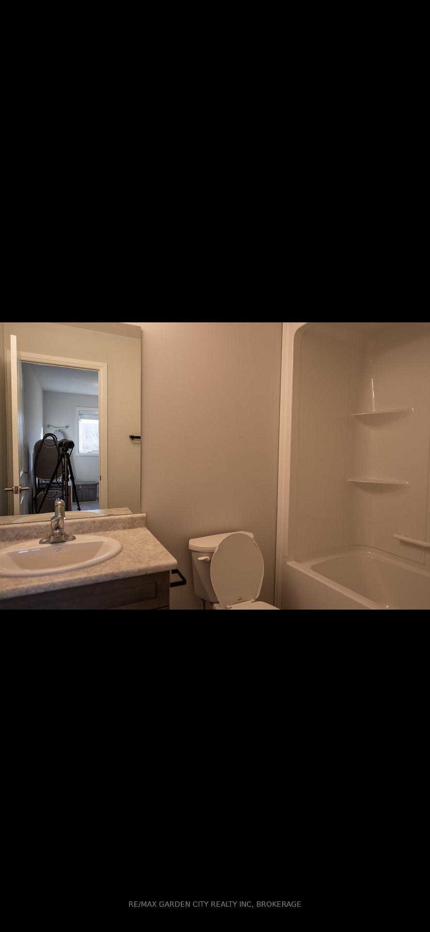 Photo 55 of Unit 20, 4552 Portage Road, Niagara Falls, Cherrywood — HOMEH