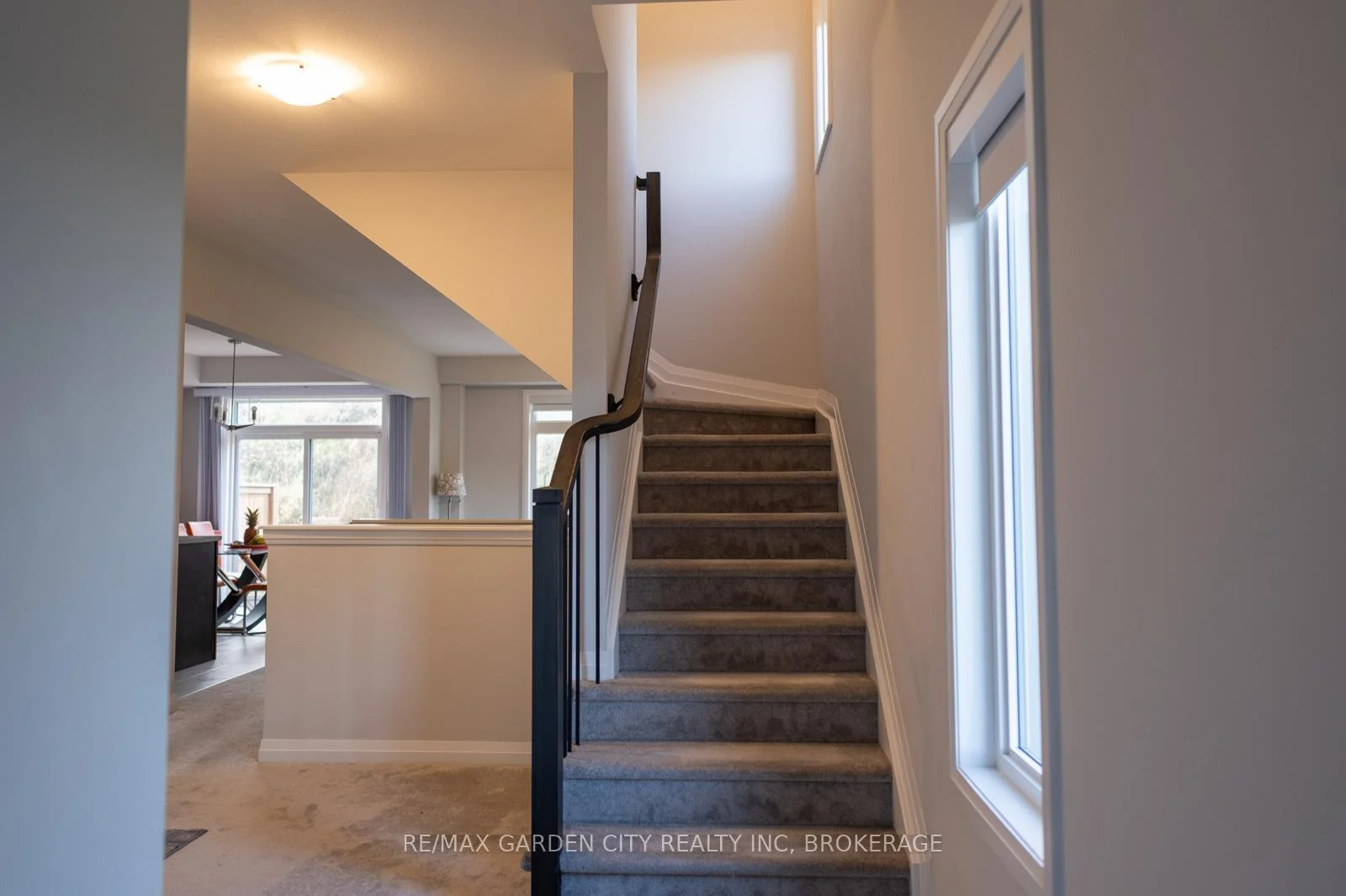 Photo 11 of Unit 20, 4552 Portage Road, Niagara Falls, Cherrywood — HOMEH