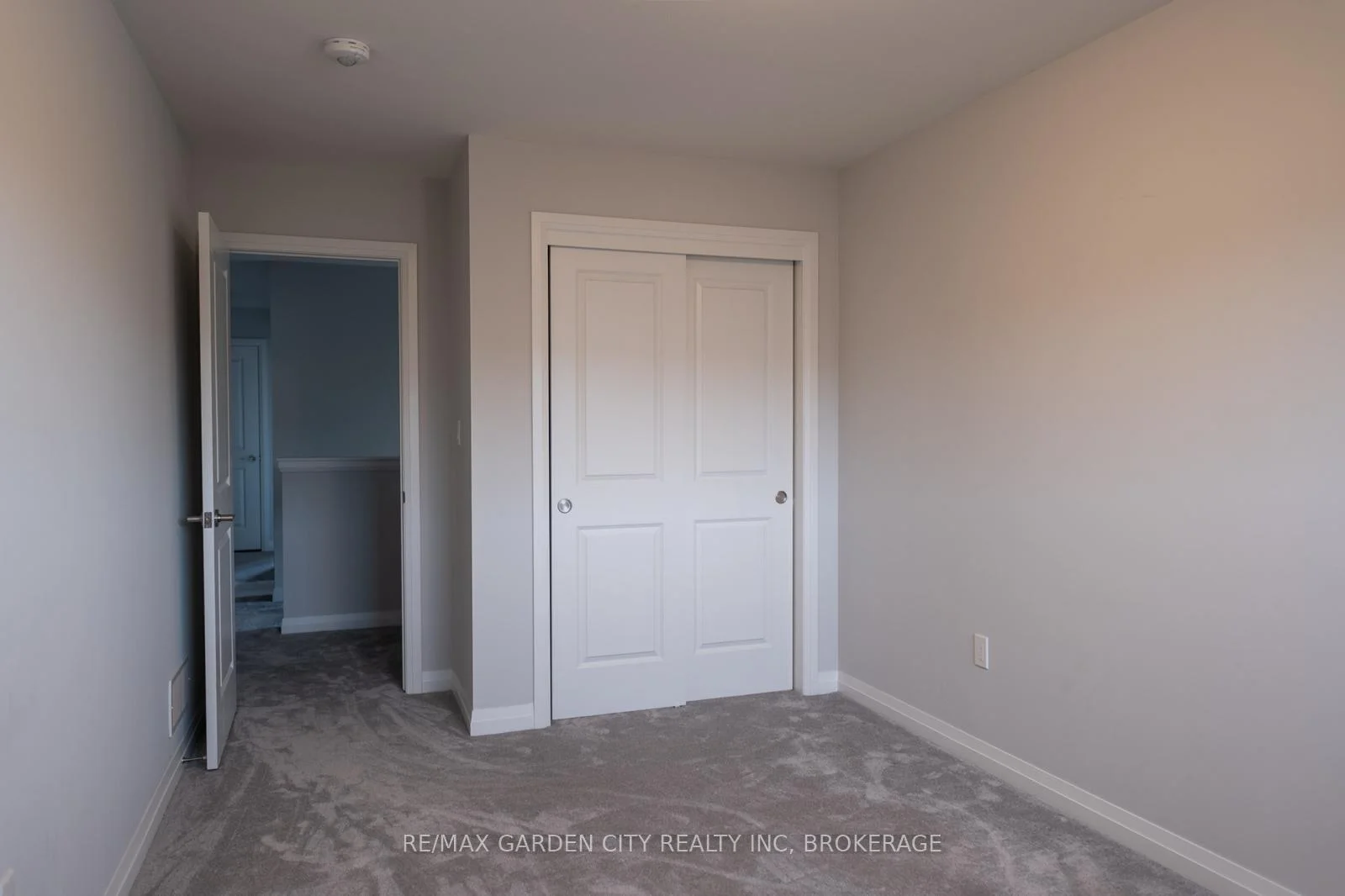 Photo 25 of Unit 20, 4552 Portage Road, Niagara Falls, Cherrywood — HOMEH