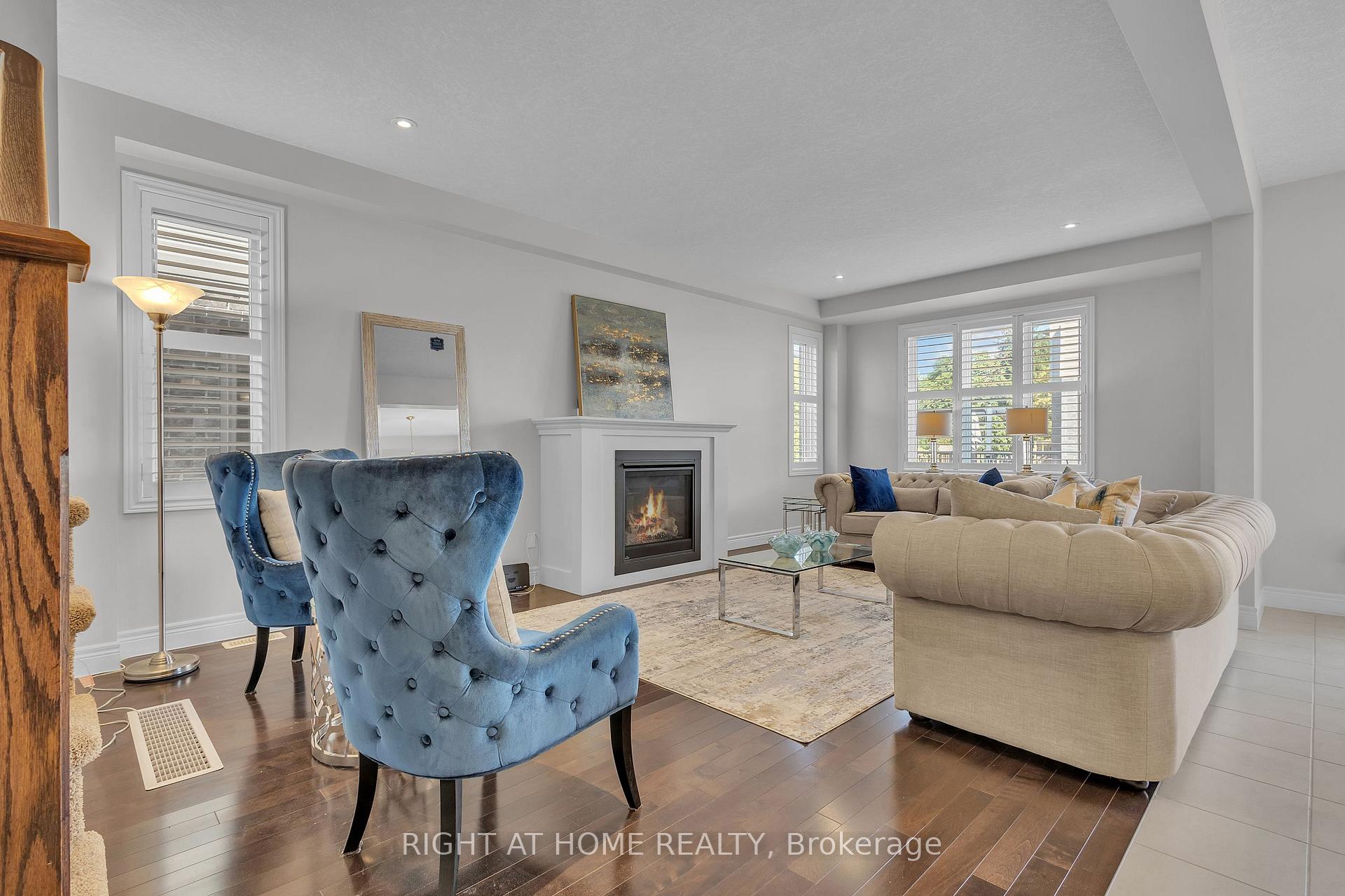 Photo 12 of 321 Carriage Way, Waterloo, Bridgeport — HOMEH