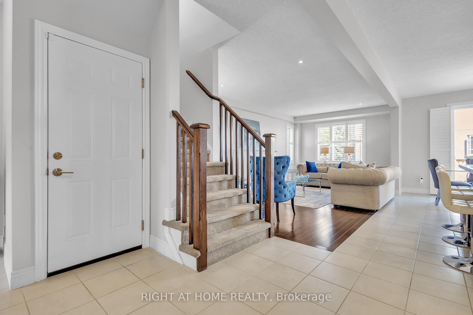 Photo 18 of 321 Carriage Way, Waterloo, Bridgeport — HOMEH