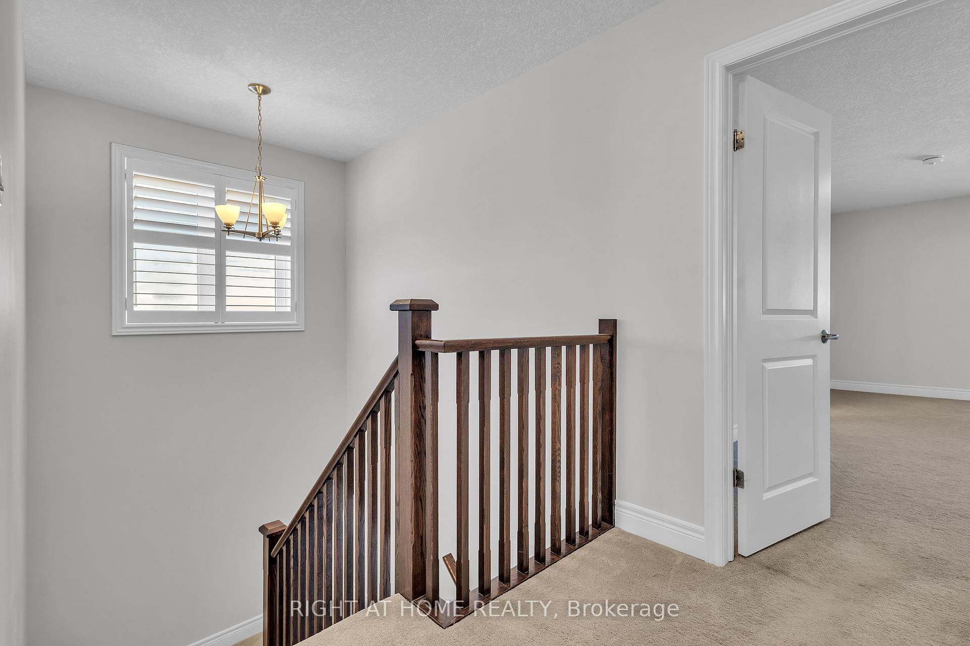 Photo 19 of 321 Carriage Way, Waterloo, Bridgeport — HOMEH