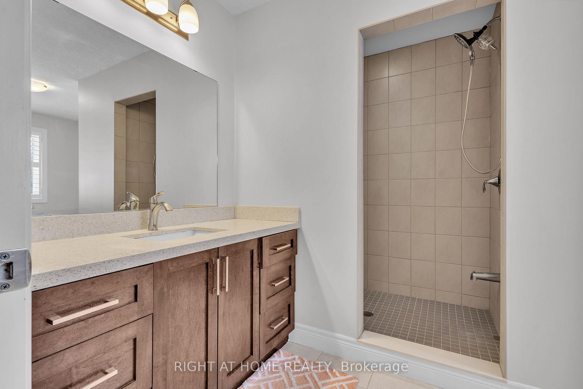 Photo 23 of 321 Carriage Way, Waterloo, Bridgeport — HOMEH