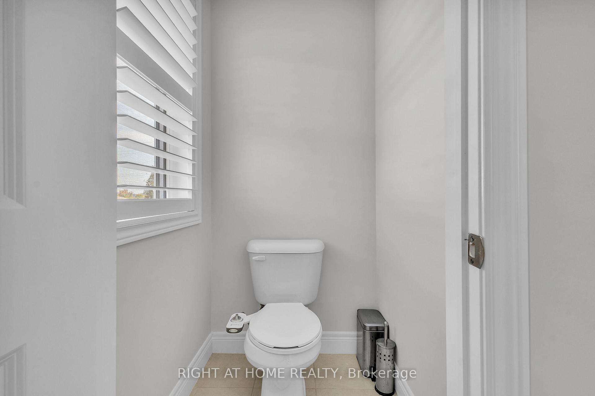 Photo 24 of 321 Carriage Way, Waterloo, Bridgeport — HOMEH