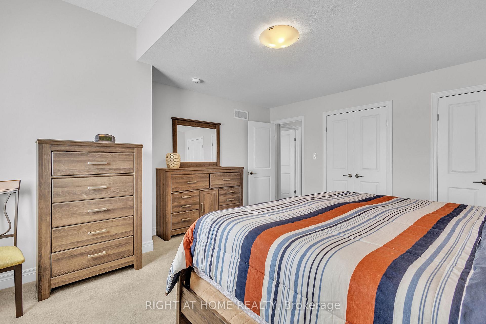Photo 28 of 321 Carriage Way, Waterloo, Bridgeport — HOMEH