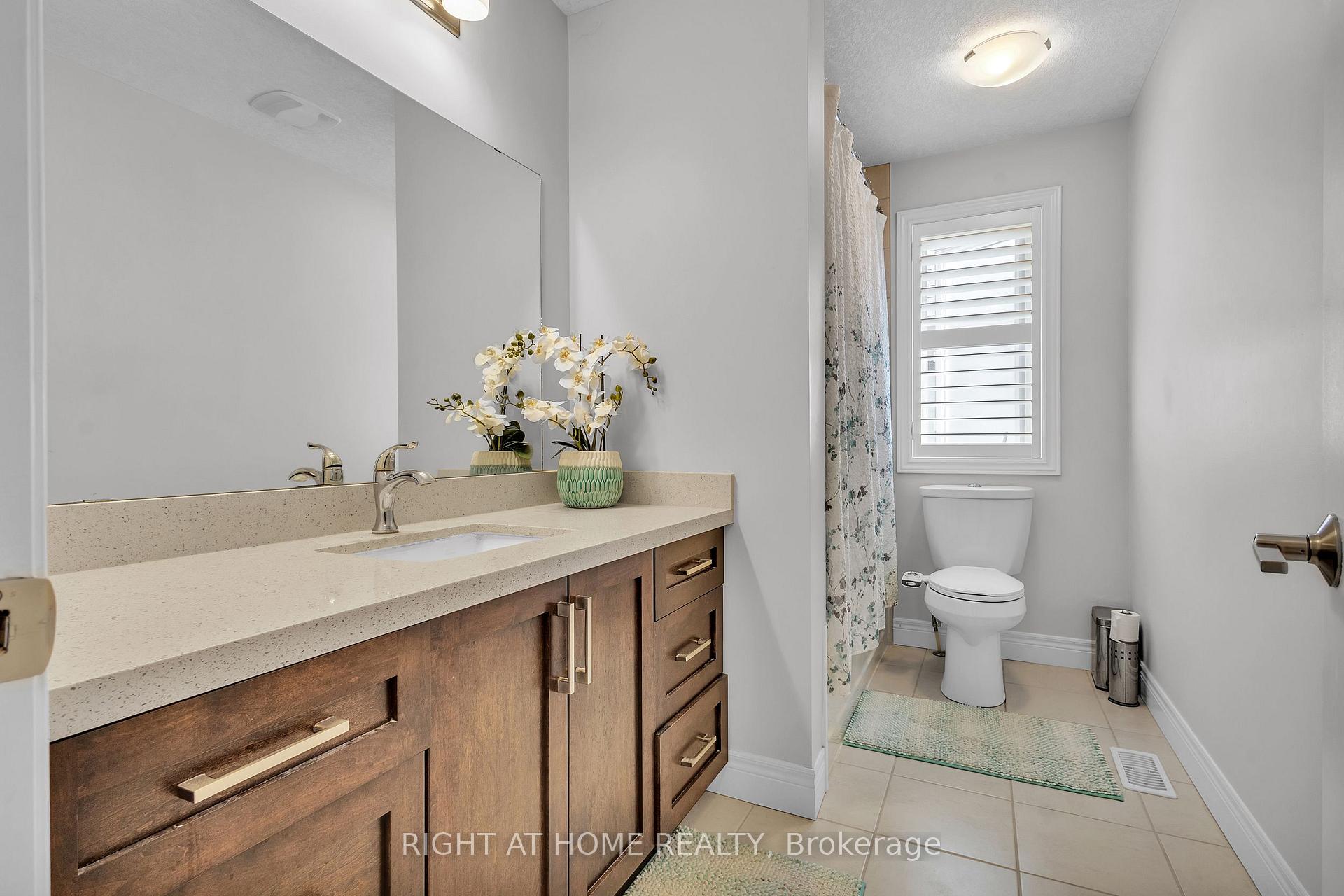 Photo 30 of 321 Carriage Way, Waterloo, Bridgeport — HOMEH