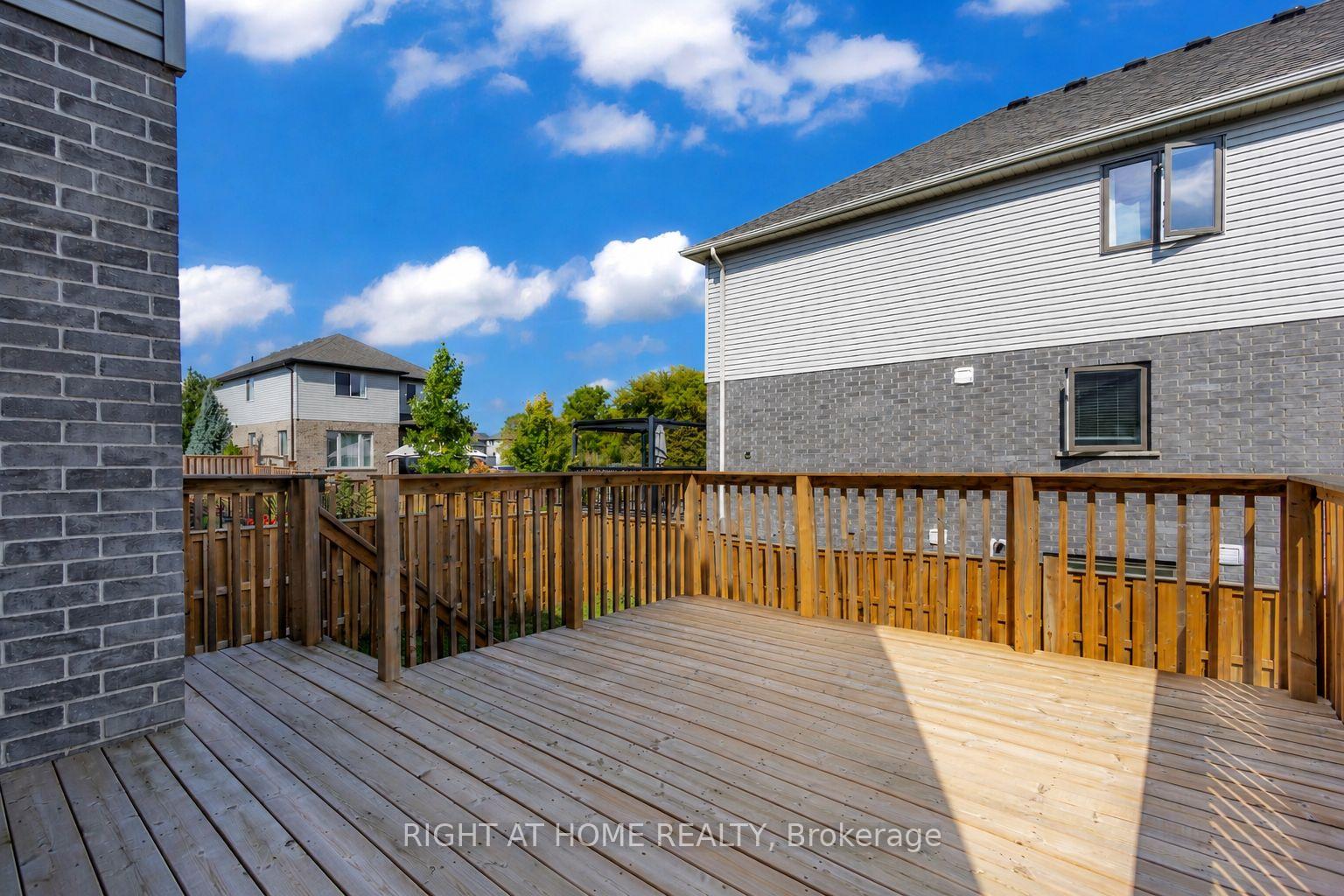 Photo 47 of 321 Carriage Way, Waterloo, Bridgeport — HOMEH