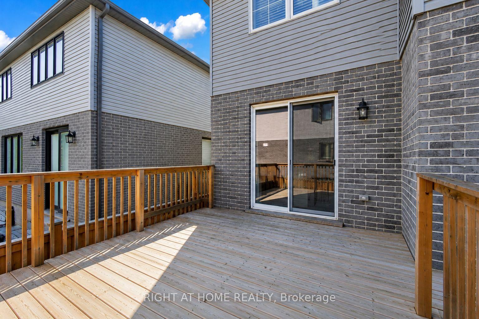 Photo 49 of 321 Carriage Way, Waterloo, Bridgeport — HOMEH